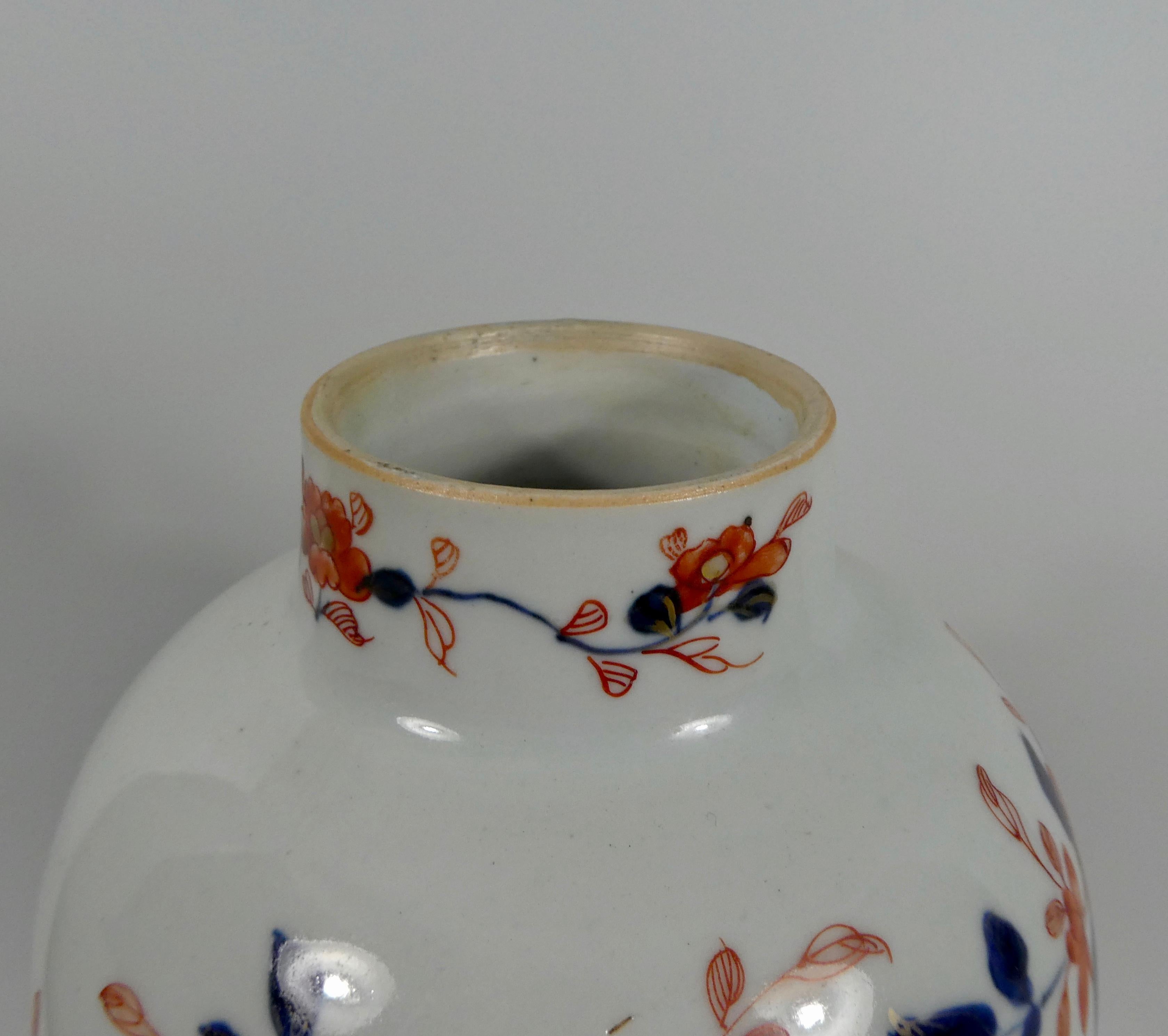 Chinese Porcelain Garniture of ‘Imari’ Vases, circa 1720, Kangxi Period 3