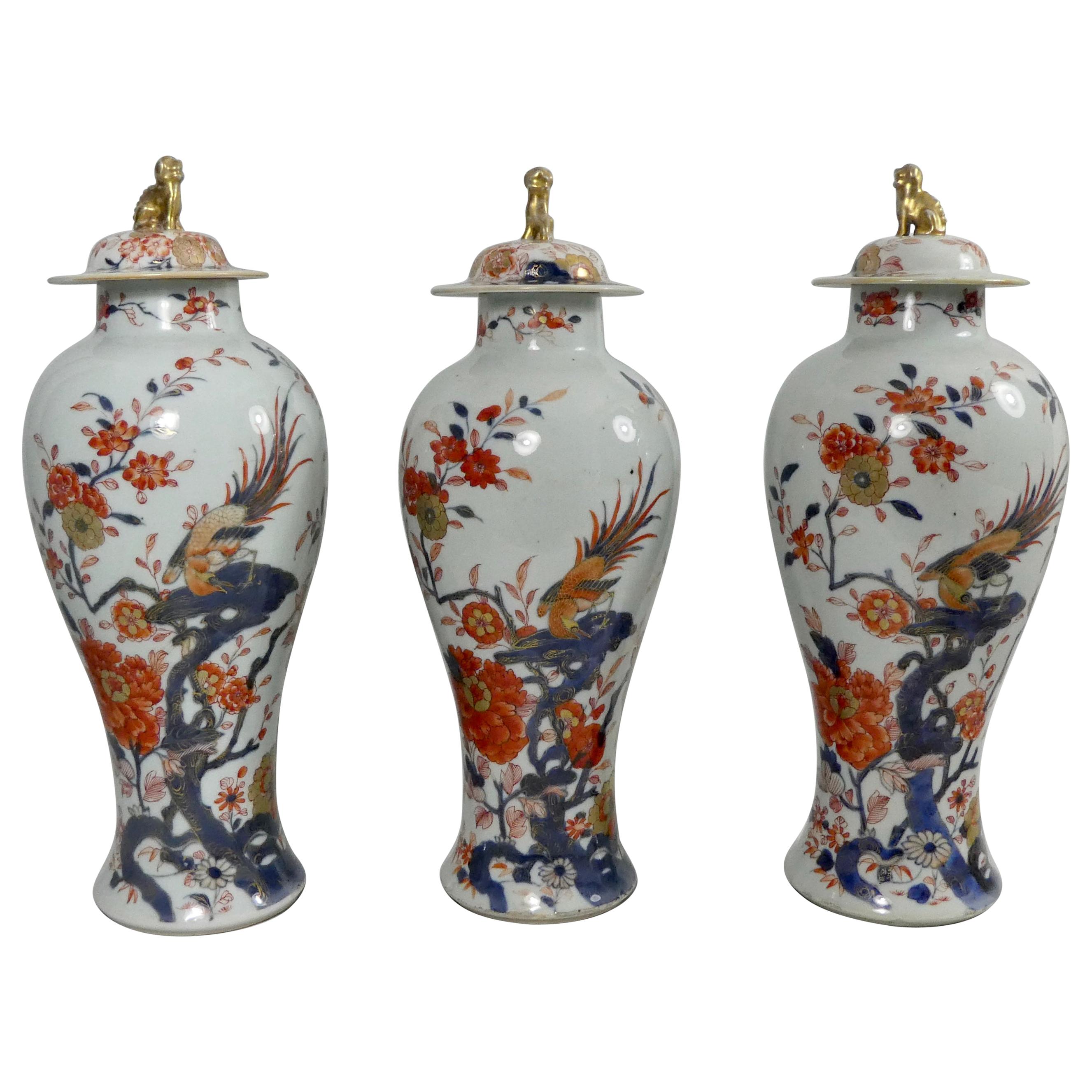 Chinese Porcelain Garniture of ‘Imari’ Vases, circa 1720, Kangxi Period