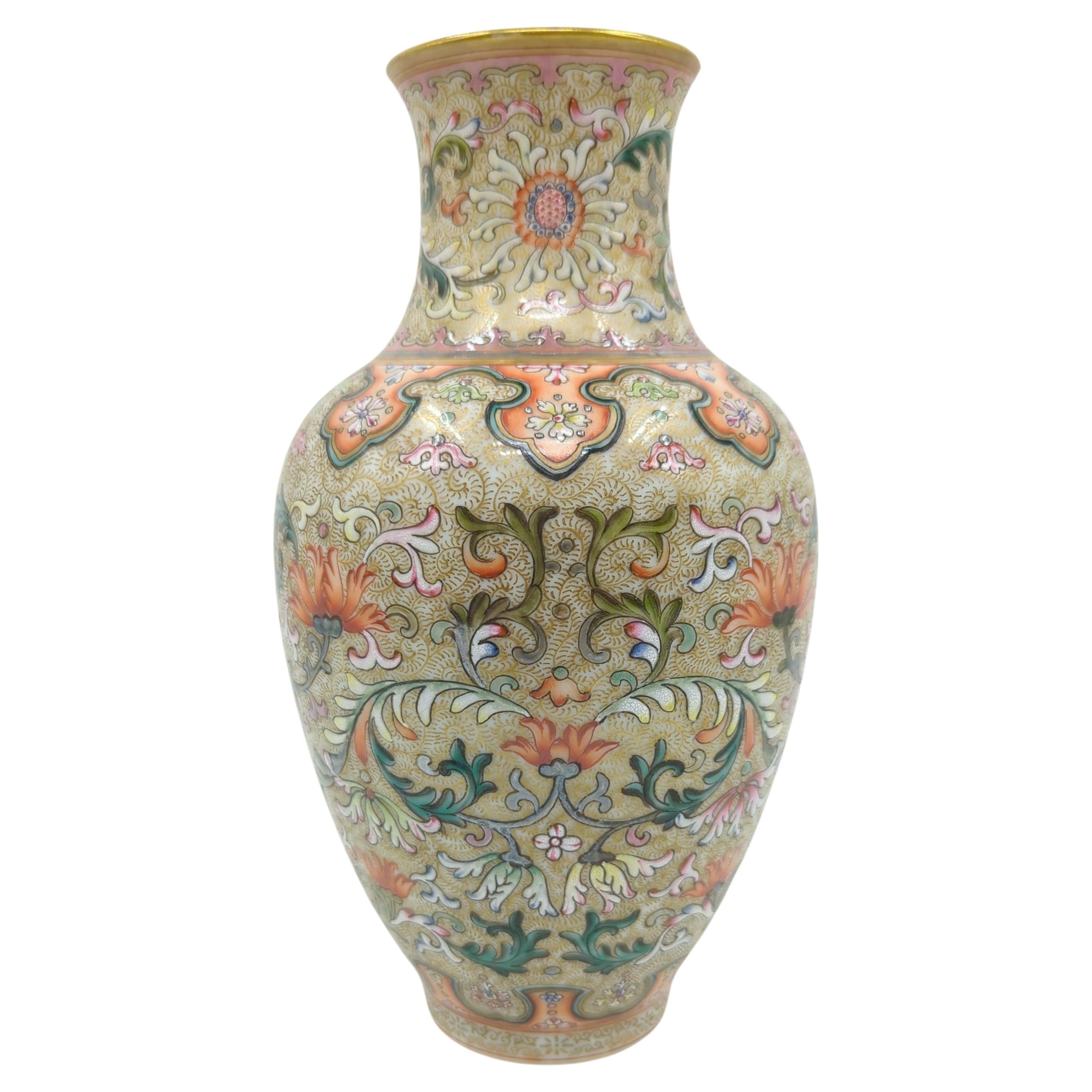 Fine Chinese Porcelain Gold Ground Baluster Vase Scrolling Foliage Blossoms 20c  In Good Condition For Sale In Richmond, CA