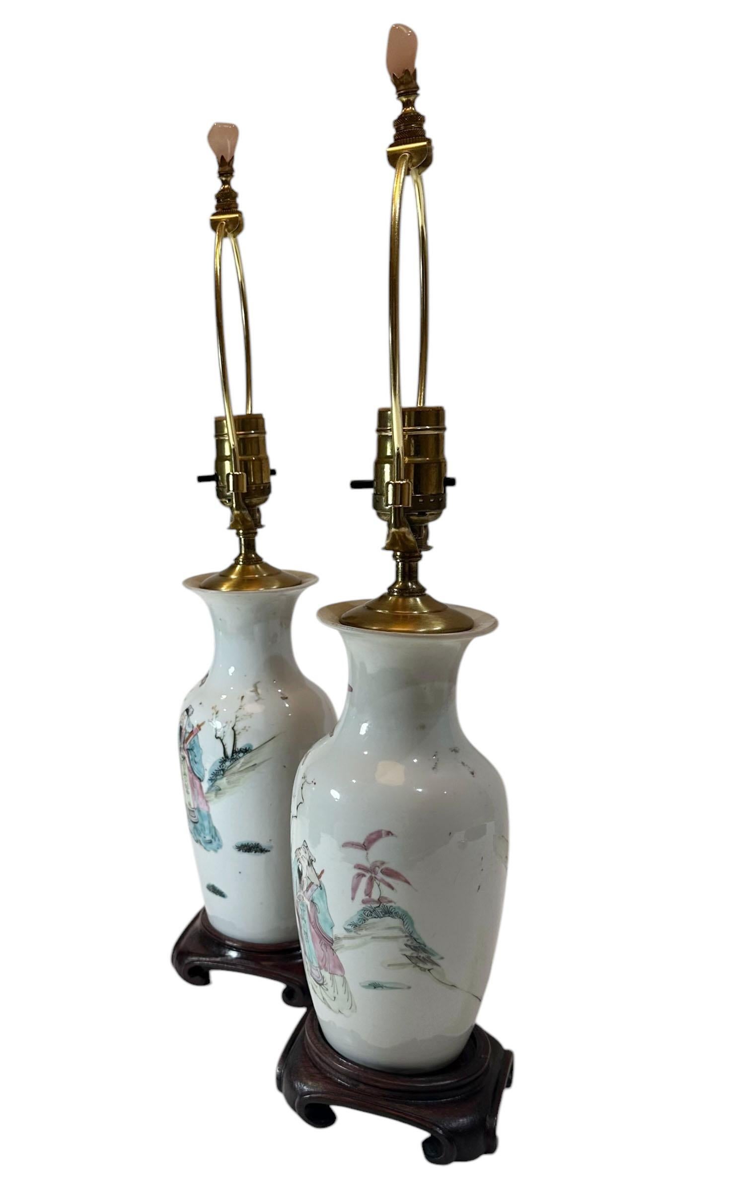 Lampade cinesi in porcellana con terminali in giada In condizioni buone in vendita a Tampa, FL