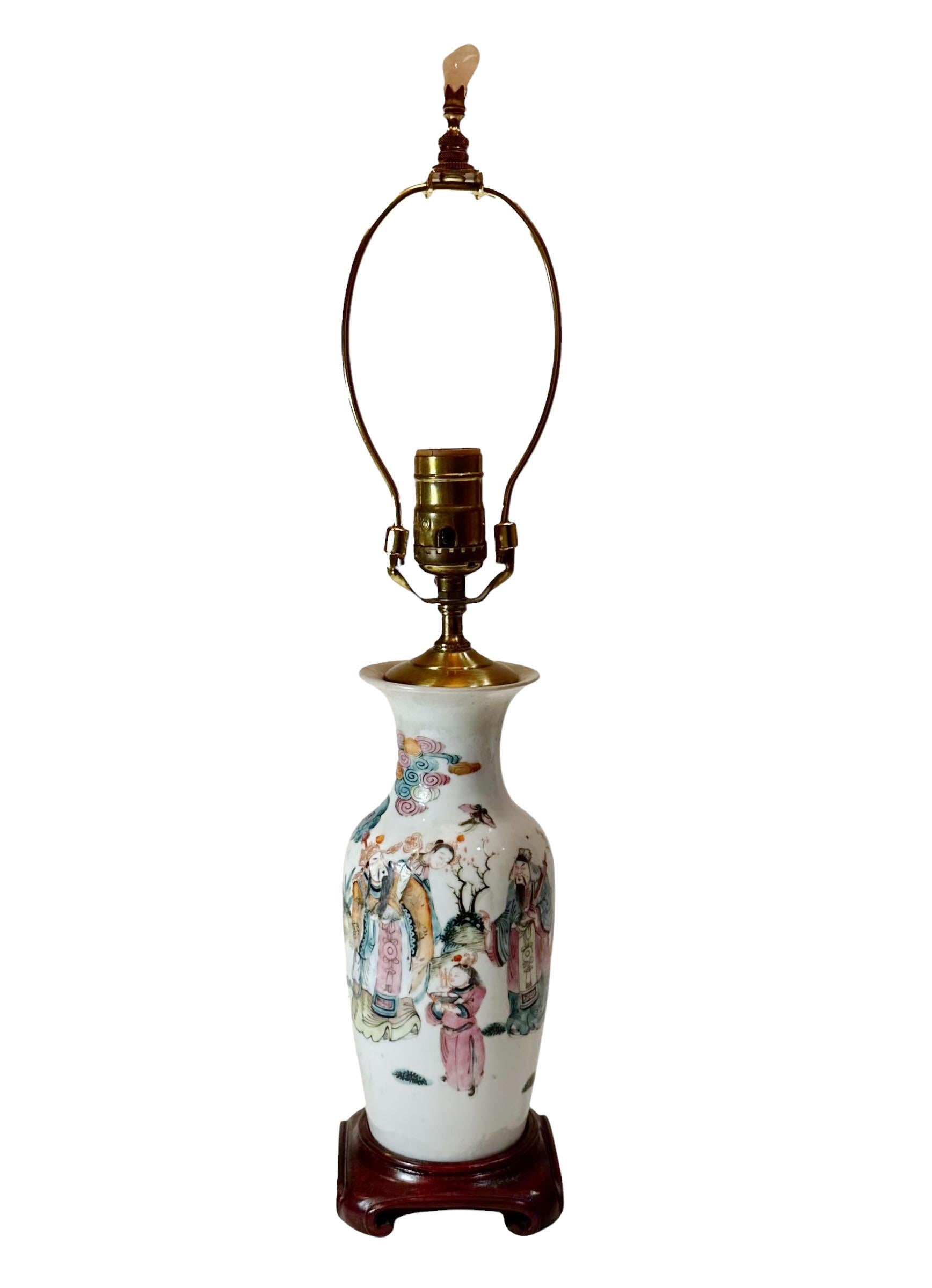 Lampade cinesi in porcellana con terminali in giada in vendita 2