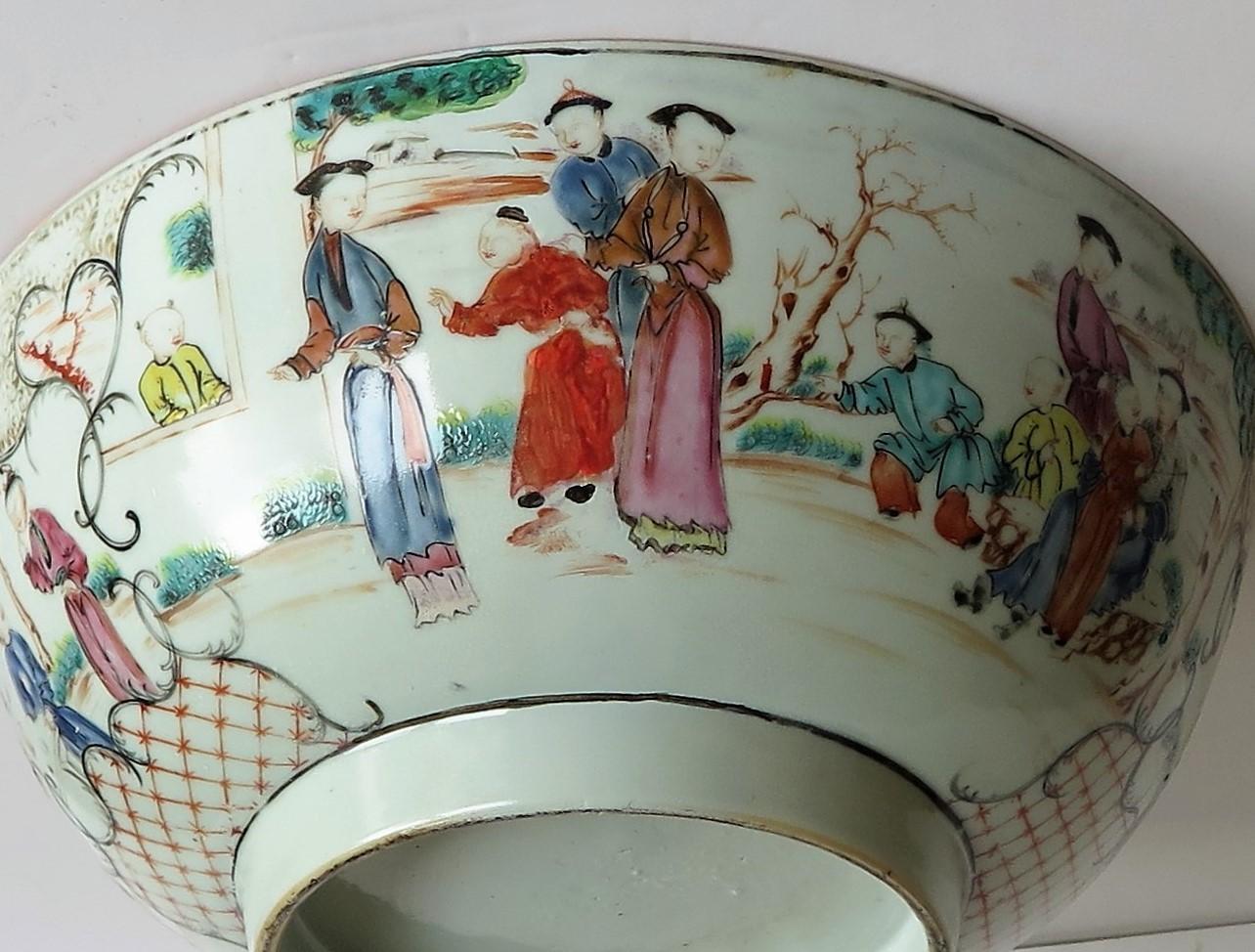 Chinese Export Porcelain Large Bowl Finely Hand Painted, Qing Qianlong Ca 1770 7