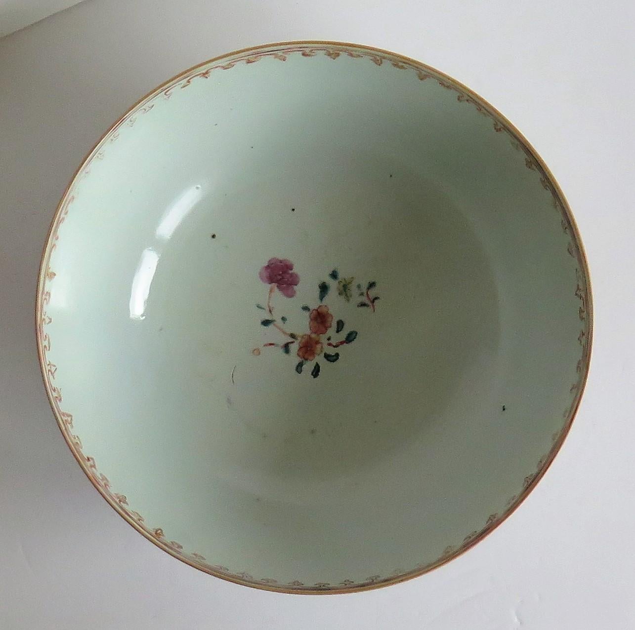 Chinese Export Porcelain Large Bowl Finely Hand Painted, Qing Qianlong Ca 1770 10