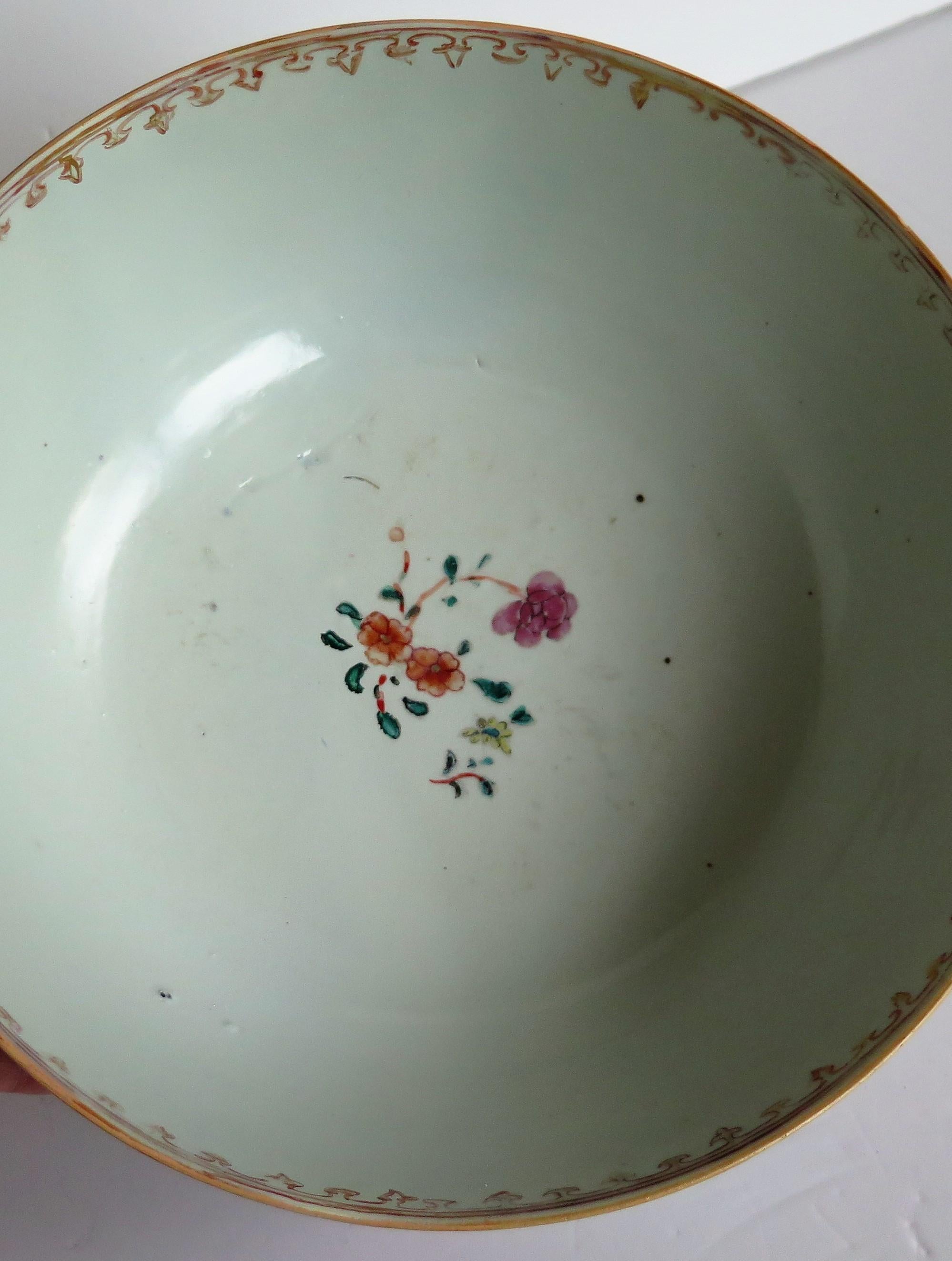 Chinese Export Porcelain Large Bowl Finely Hand Painted, Qing Qianlong Ca 1770 11