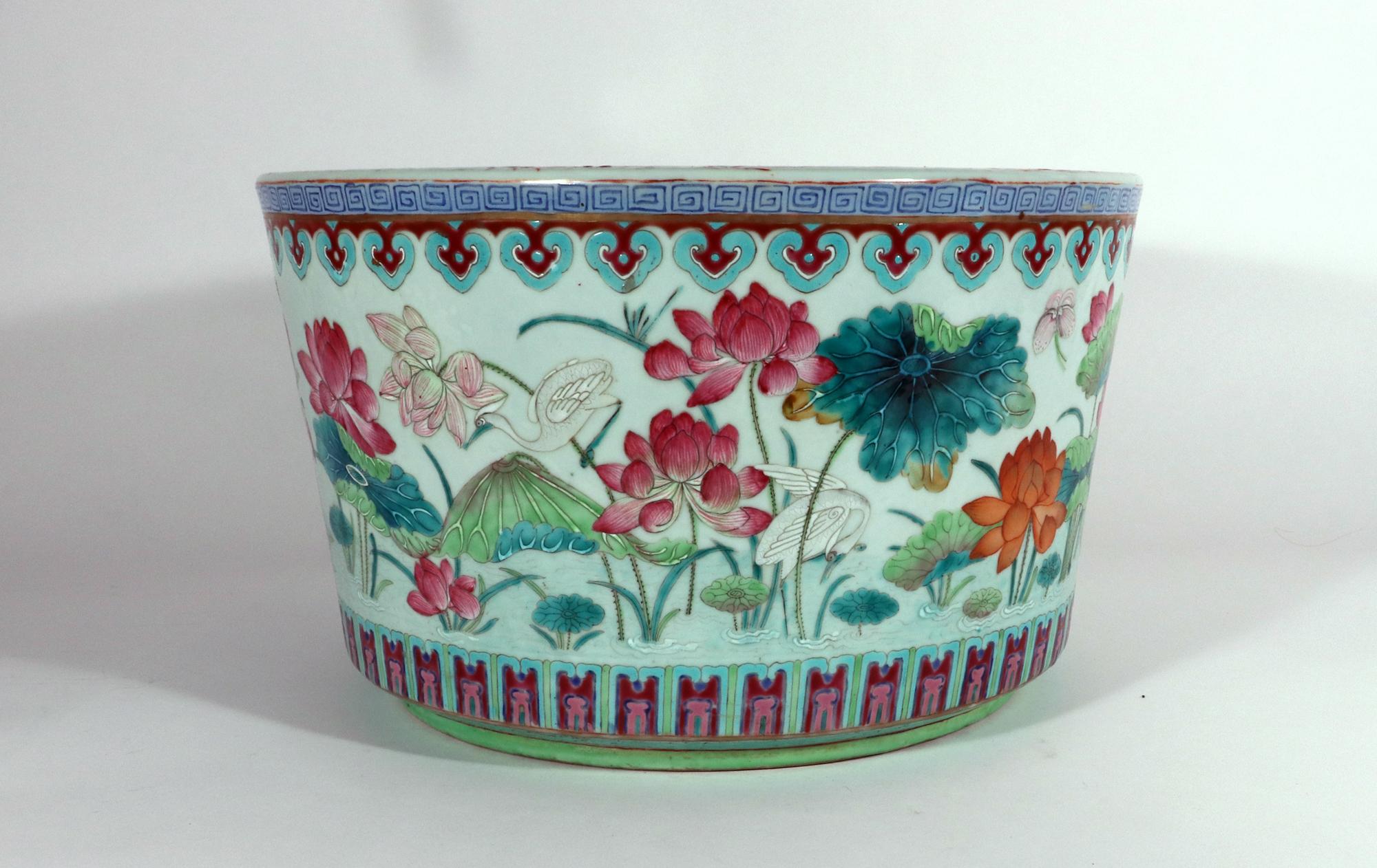 19th Century Chinese Porcelain Large Jardiniere