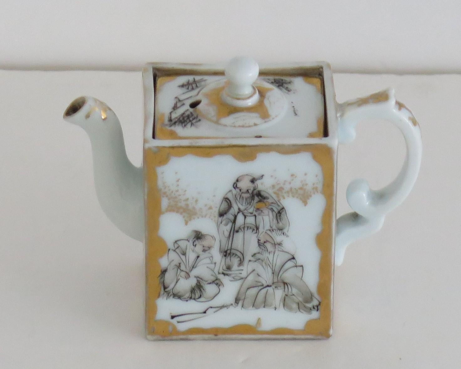 This is a beautiful, rare, rectangular small Chinese porcelain miniature teapot dating to the very early 19th Century, Daoguang period of the Qing dynasty. 

The piece is well potted in a rectangular shape with a loop handle having an upper spur.