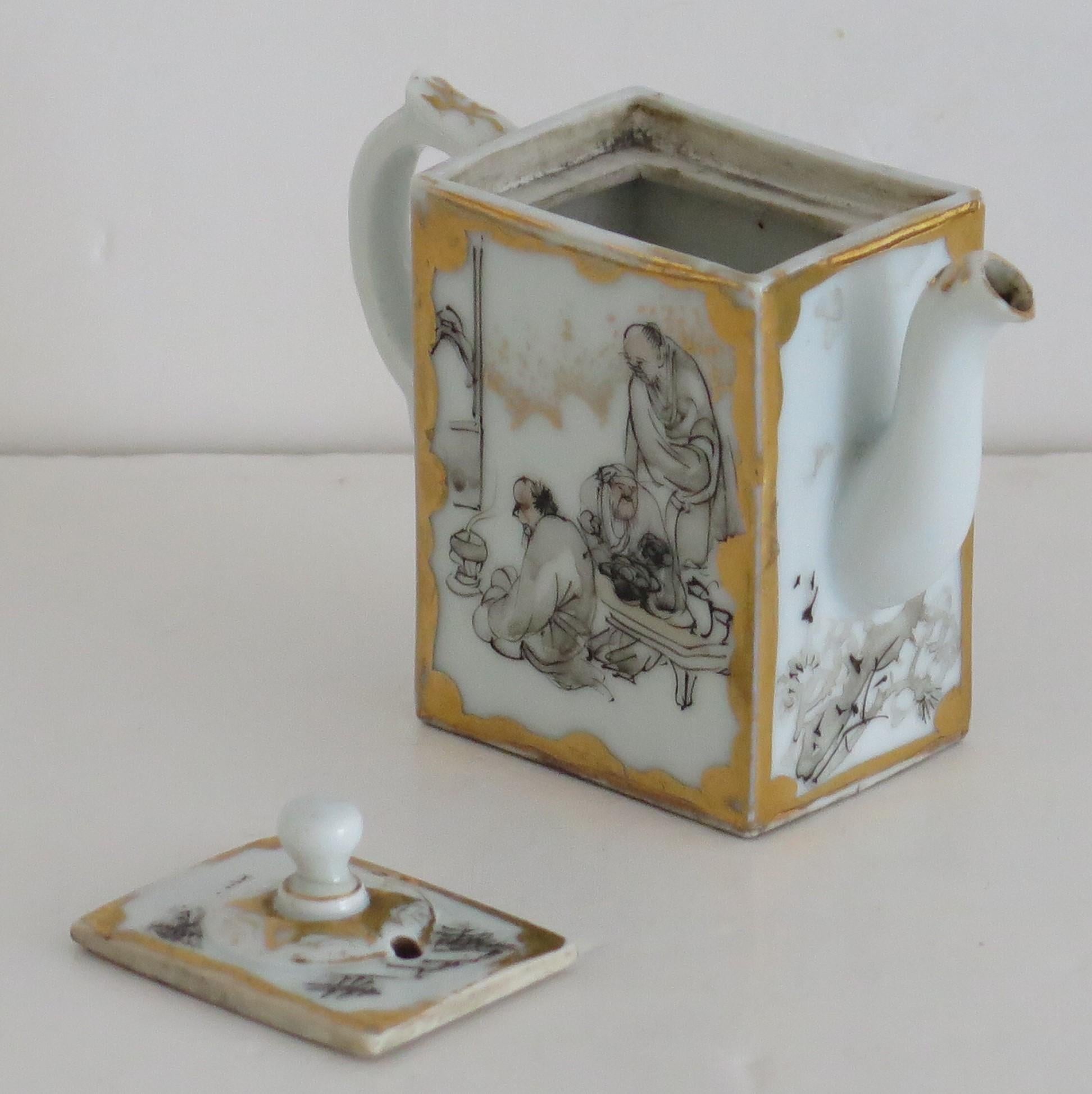 Chinese Porcelain Miniature Teapot Hand Painted En Grisaille, Qing circa 1825 4