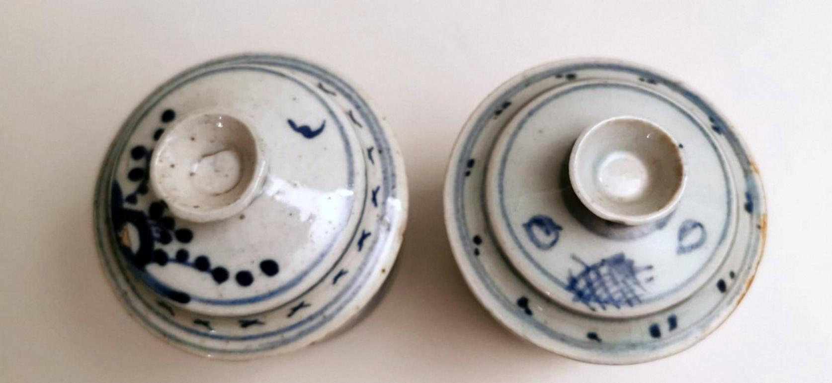 Chinese Porcelain Pair of Ginger Jars Decorations in Cobalt Blue For Sale 5