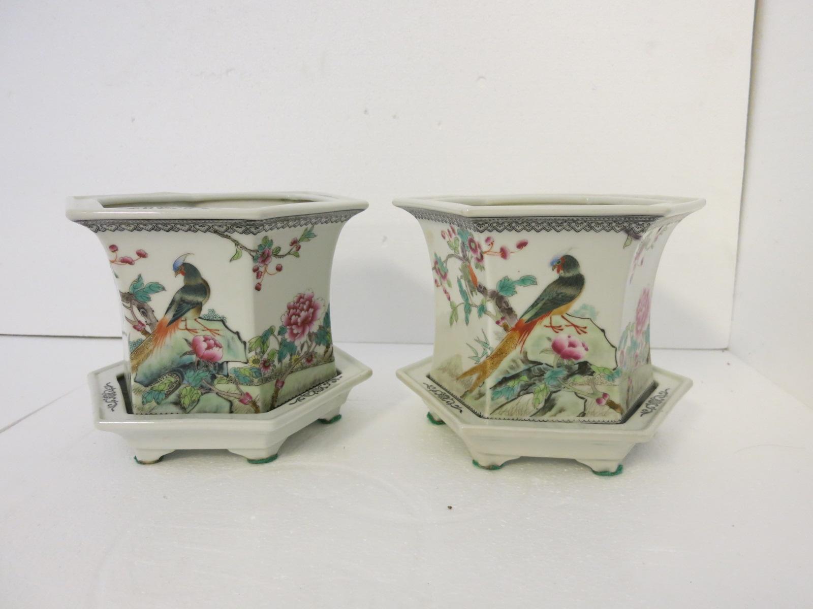Chinese porcelain planters and their plates. Two available.

Planter: Diameter 7.5