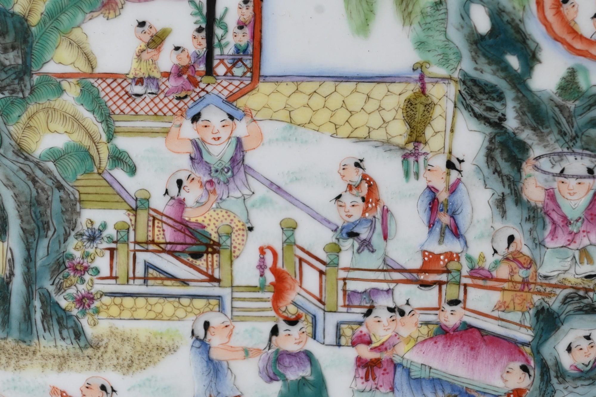 Qing Plaque en porcelaine chinoise de la période républicaine - Motif 