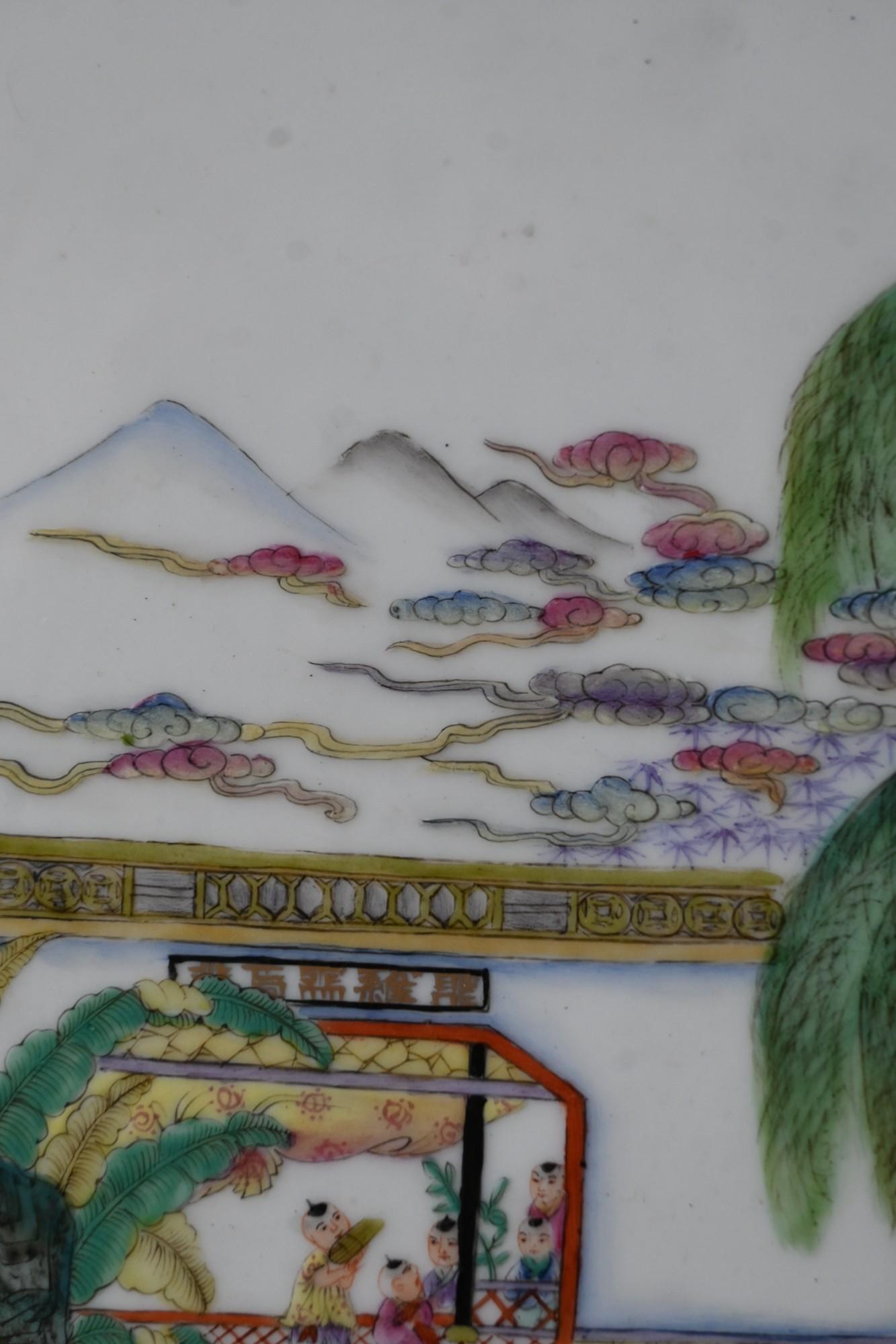 Peint à la main Plaque en porcelaine chinoise de la période républicaine - Motif 