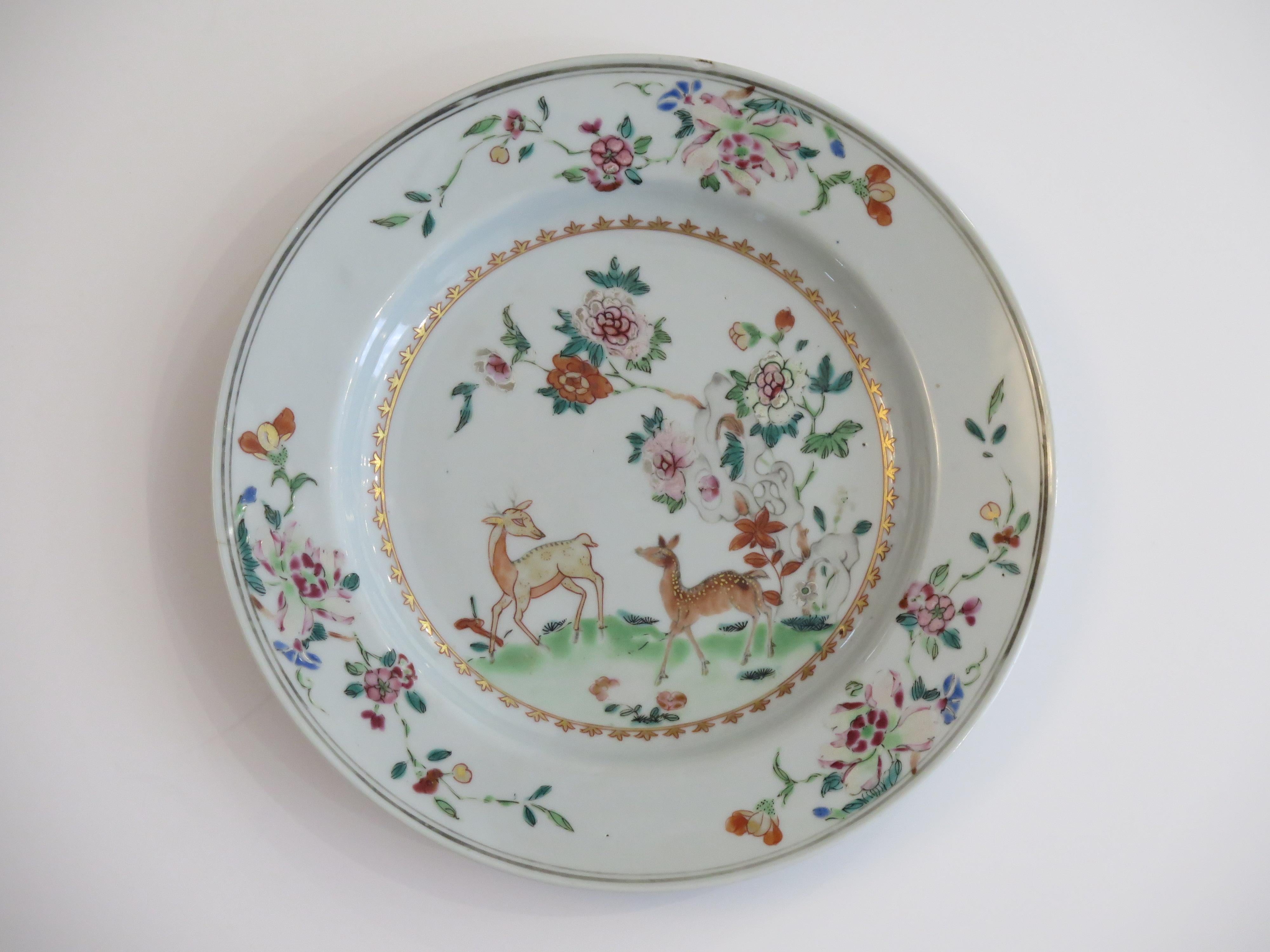 Assiette en porcelaine chinoise Famille-Rose Deux Cerfs, Qing Yongzheng vers 1730 en vente 4