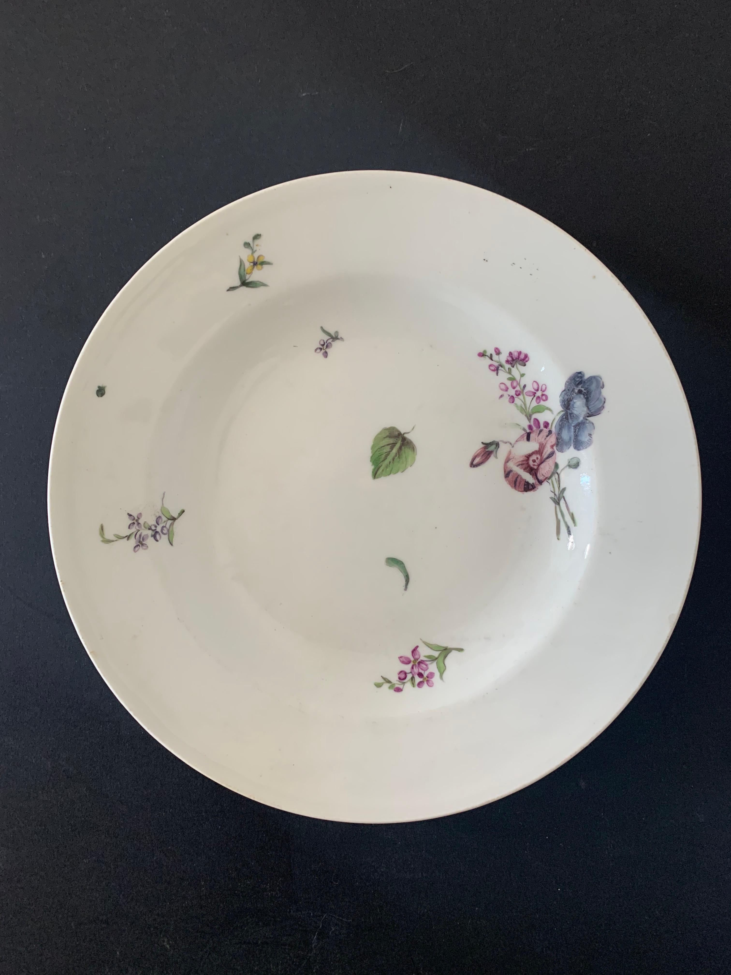 Chinese Porcelain Plate From India Company 18th Century In Good Condition For Sale In Beuzevillette, FR