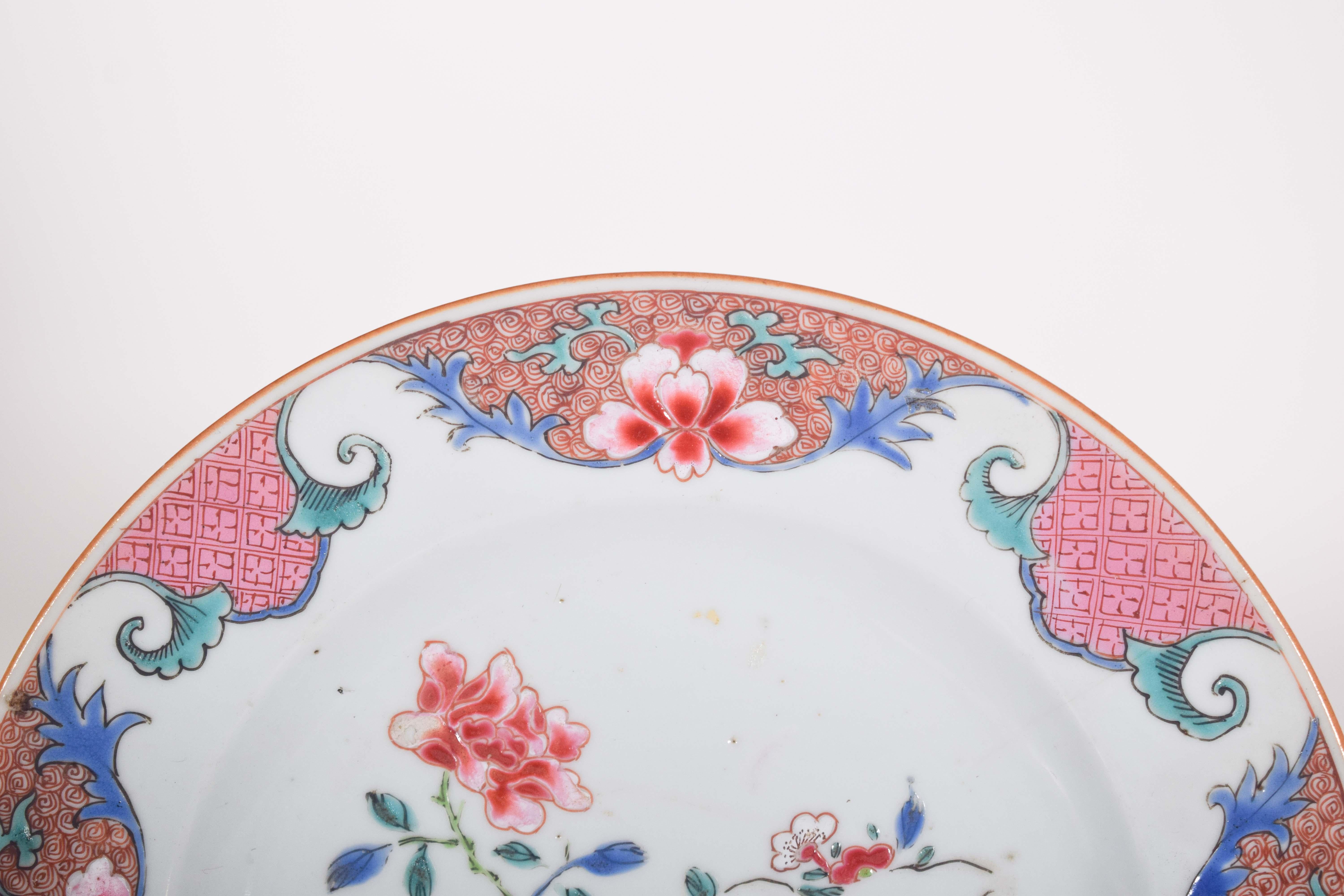 Baroque Chinese Porcelain Plate, Qing Dysnaty For Sale