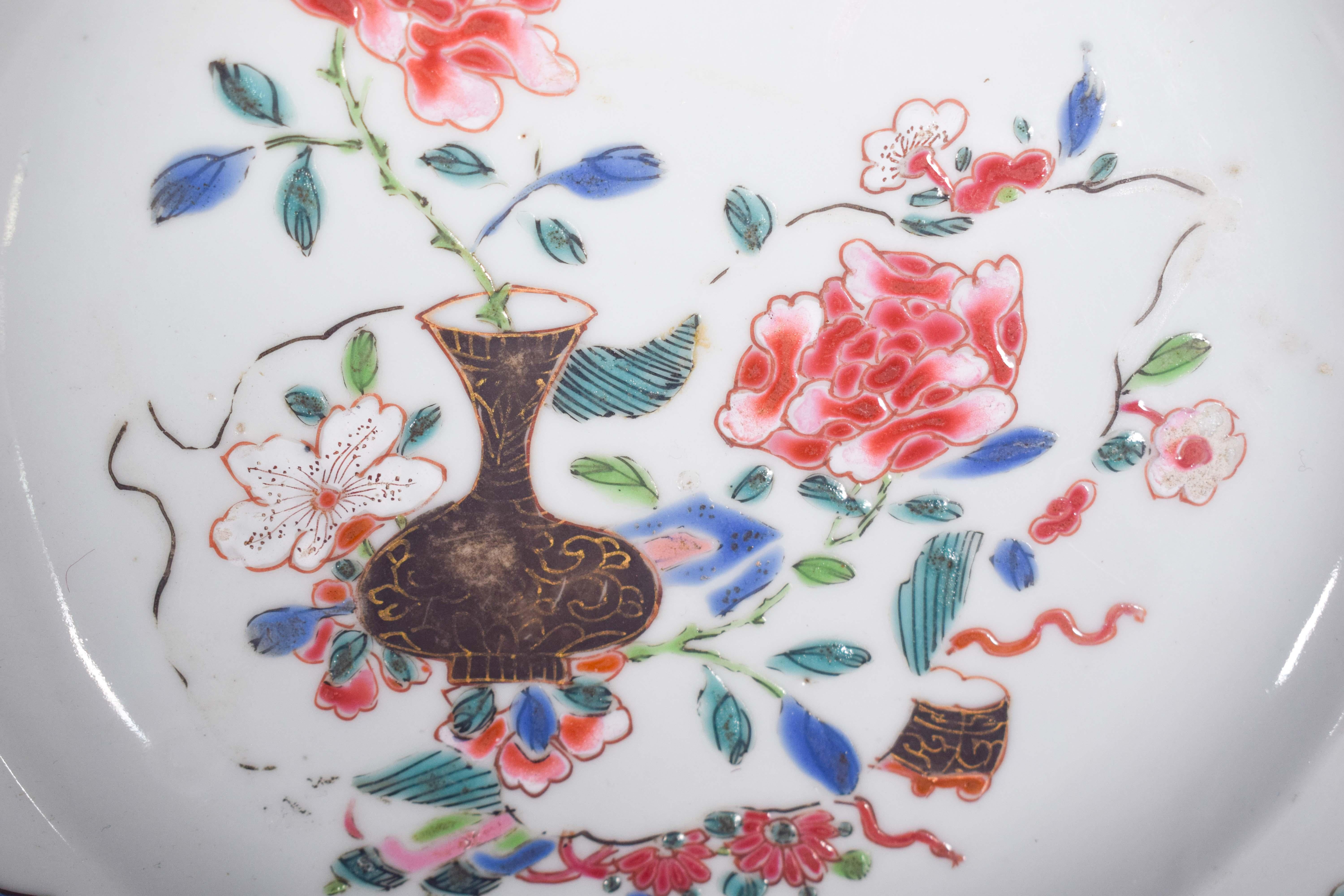Chinese Porcelain Plate, Qing Dysnaty In Good Condition For Sale In Lisboa, Lisboa