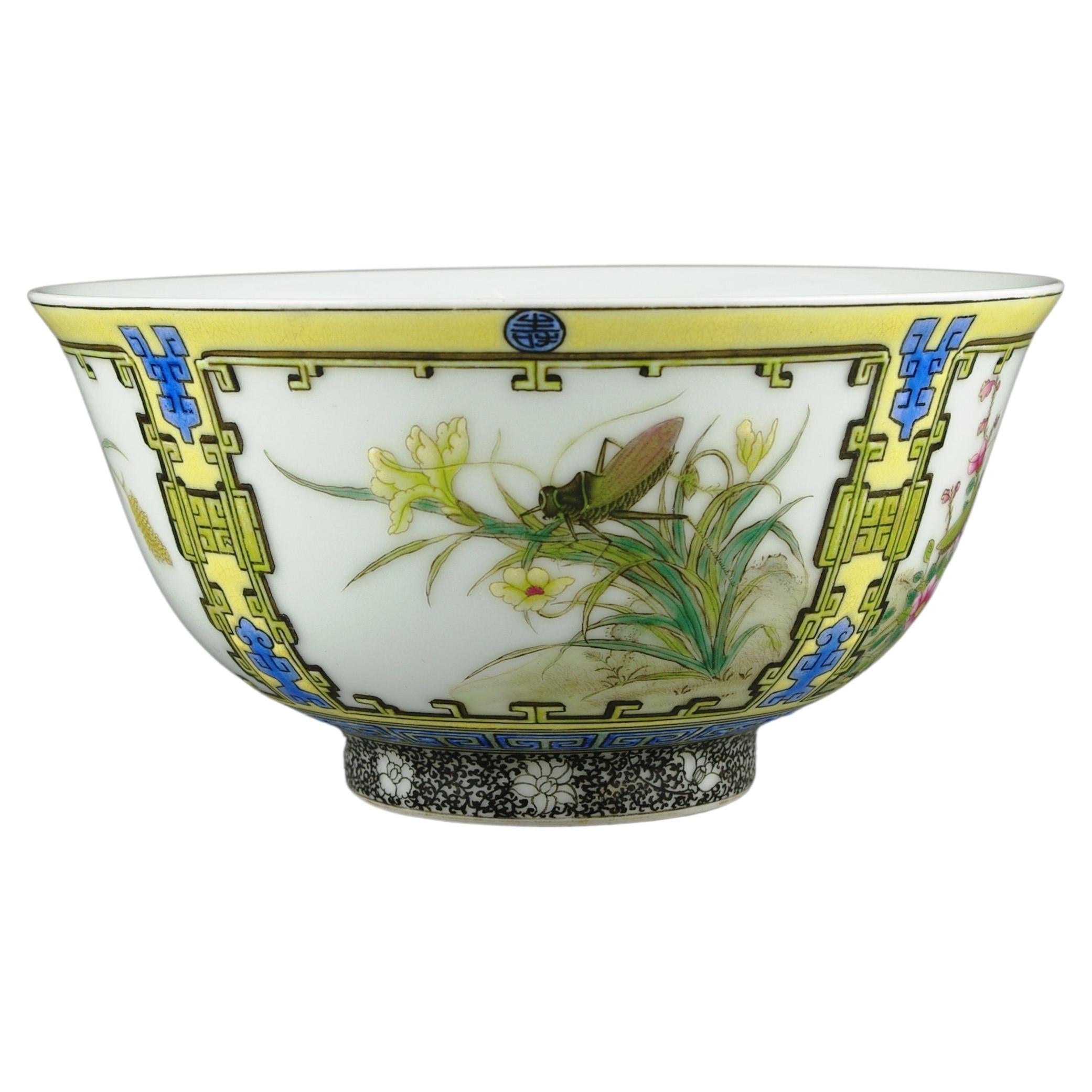 We are pleased to present this masterfully painted 20th-century Chinese porcelain bowl, a splendid piece that beautifully marries the rich traditions of the Qing dynasty style with the finest contemporary craftsmanship. This bowl stands as a vibrant