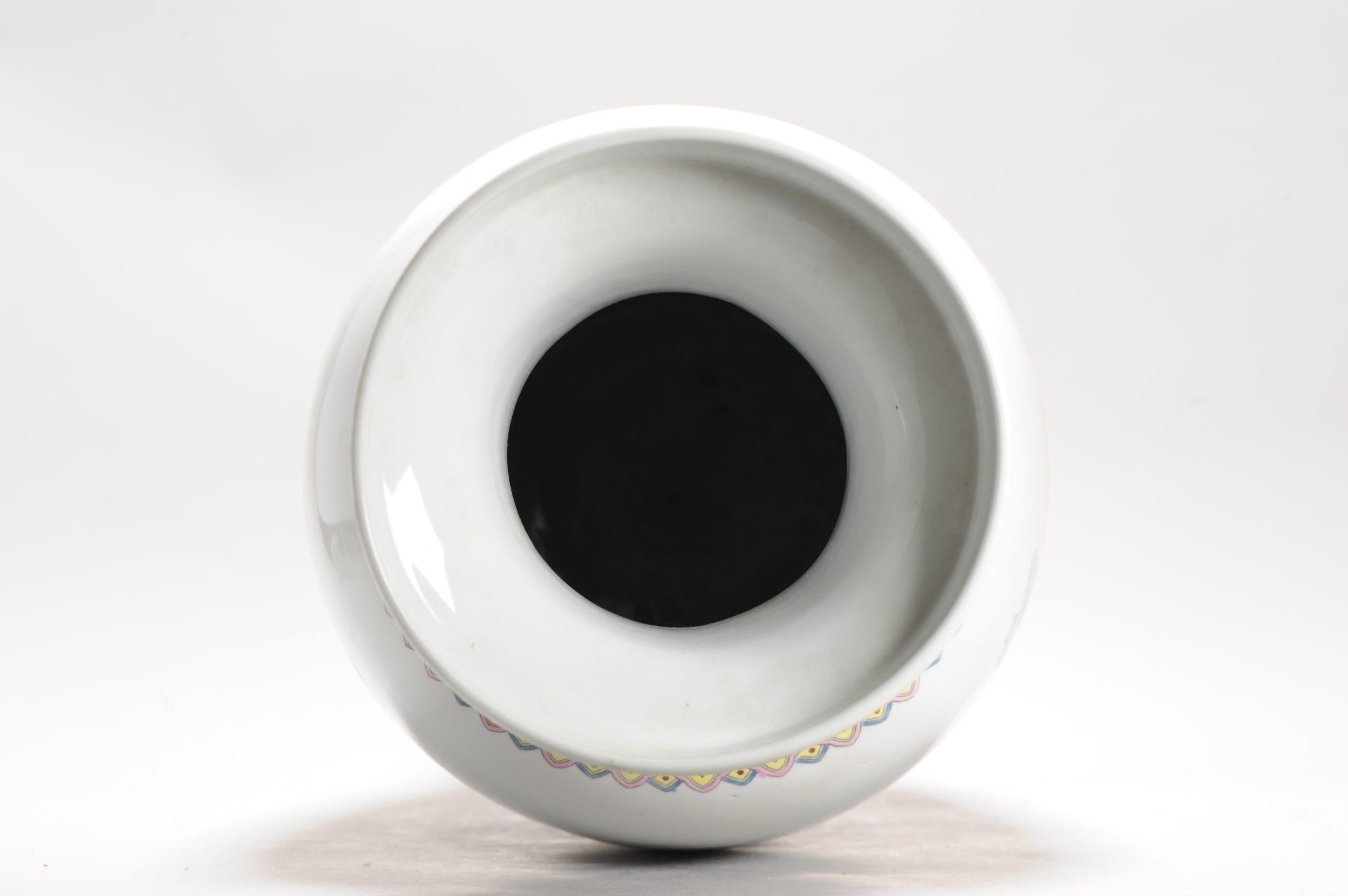 Chinese Porcelain ProC Vase Immortals Qianlong Mark, Large 1970’s/80’s In Good Condition For Sale In Amsterdam, Noord Holland
