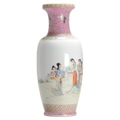 Jarrón de porcelana china ProC Damas en un jardín Marca Qianlong, Grande Años 70/80