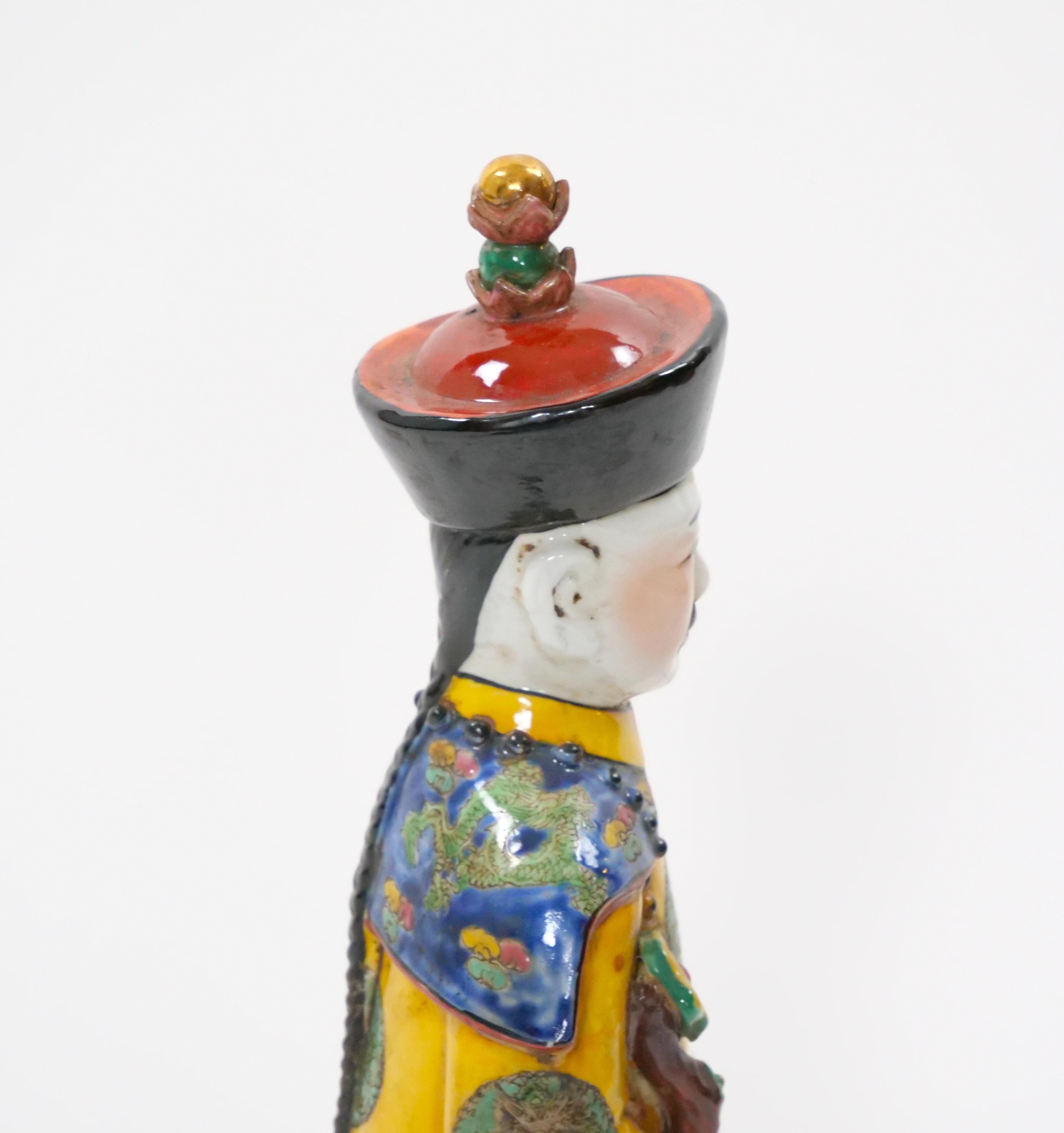 20th Century Chinese Porcelain Qing Emperor Decorative Figure For Sale