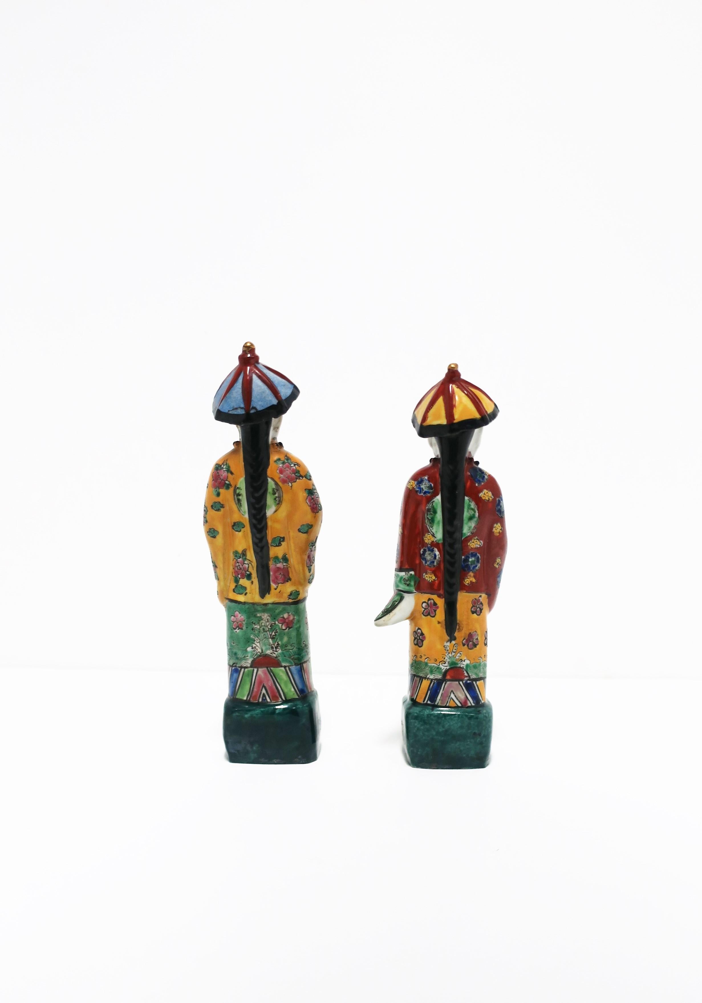 Chinese Porcelain Qing Style Male Figures, Set of 2 6