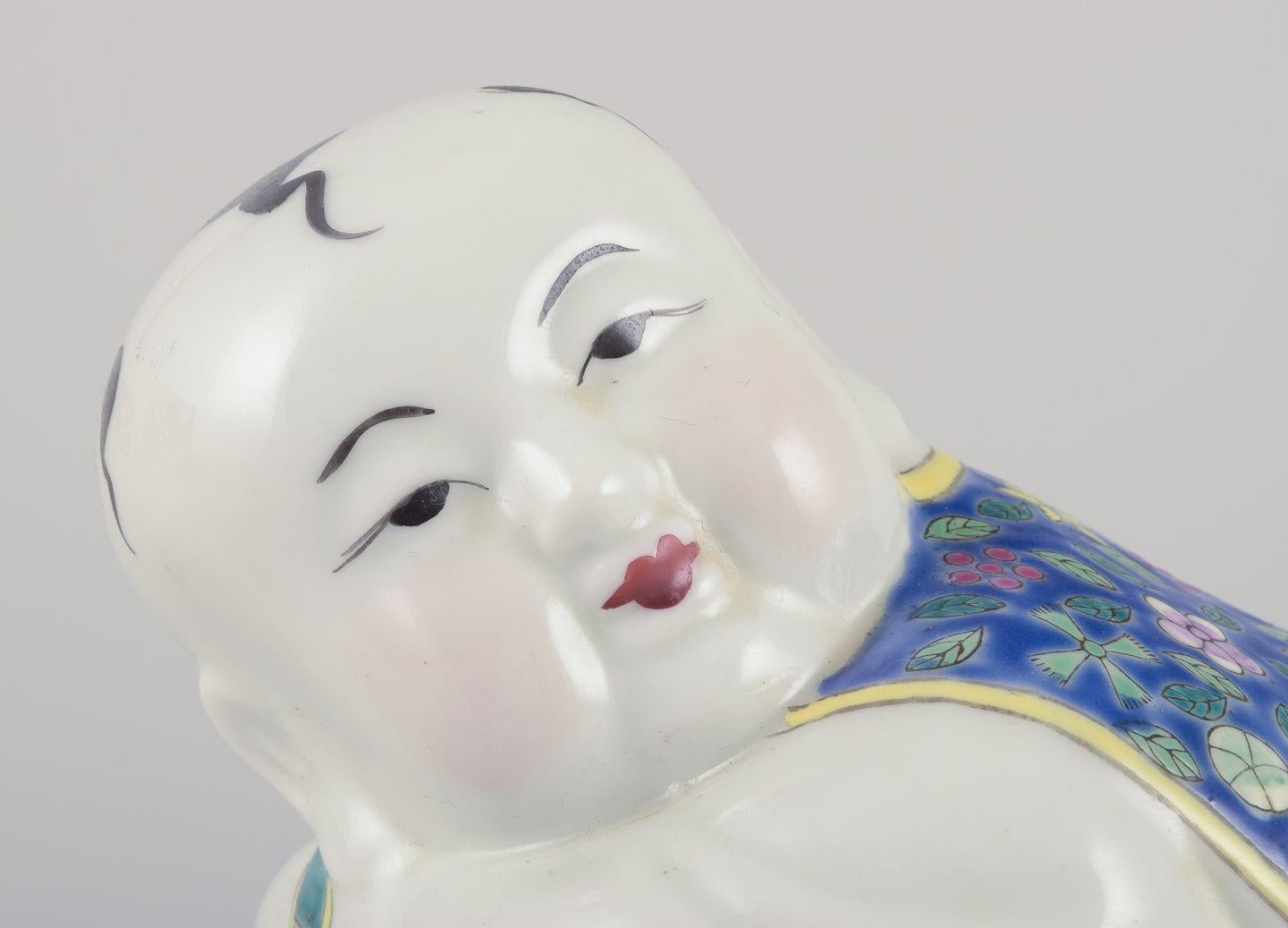 Coussin de sculpture chinoise en porcelaine  20ème siècle Excellent état - En vente à København, Copenhagen