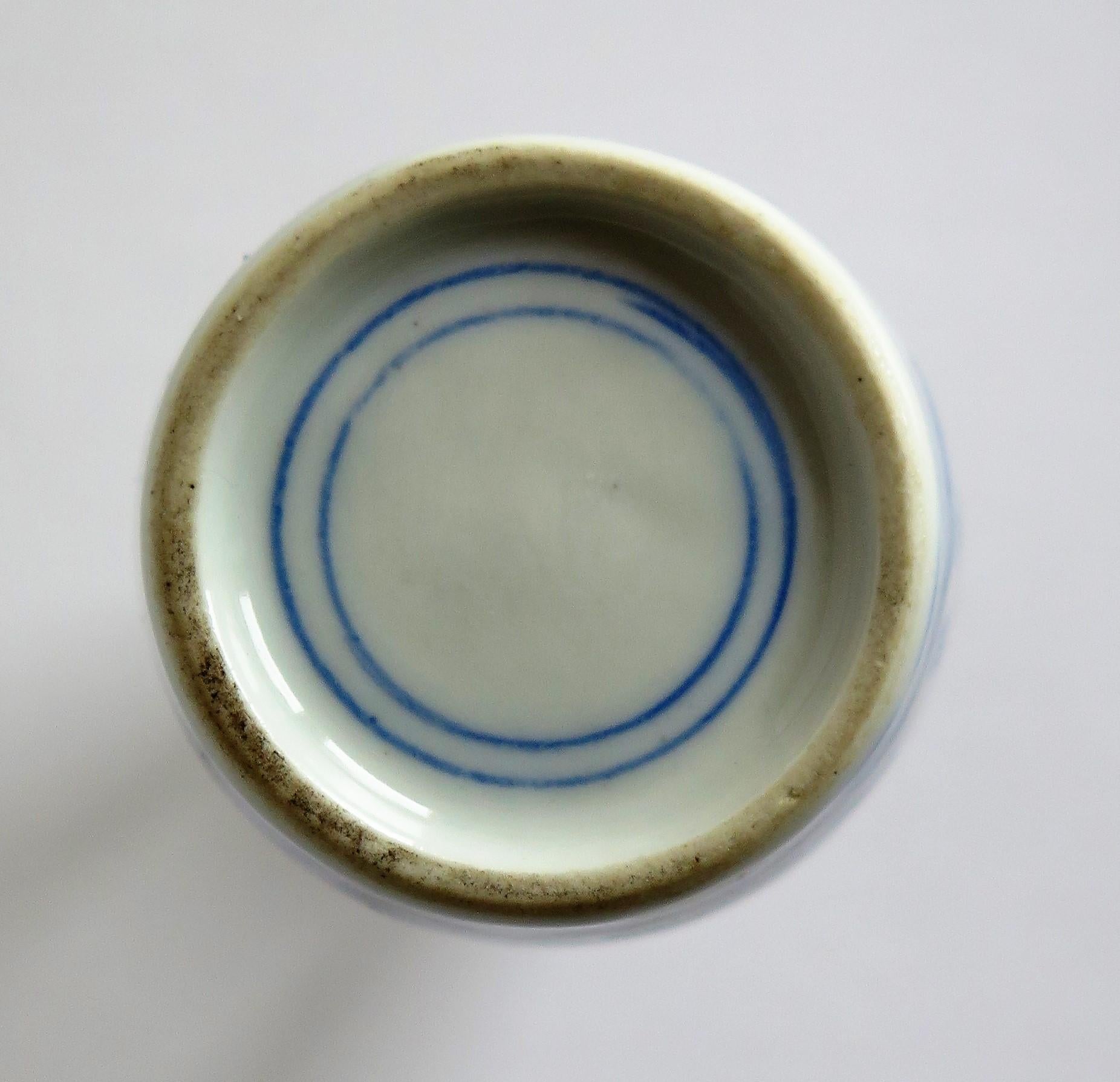 Chinese Porcelain Snuff Bottle Blue and White with Double Circle Mark, Ca 1920 11