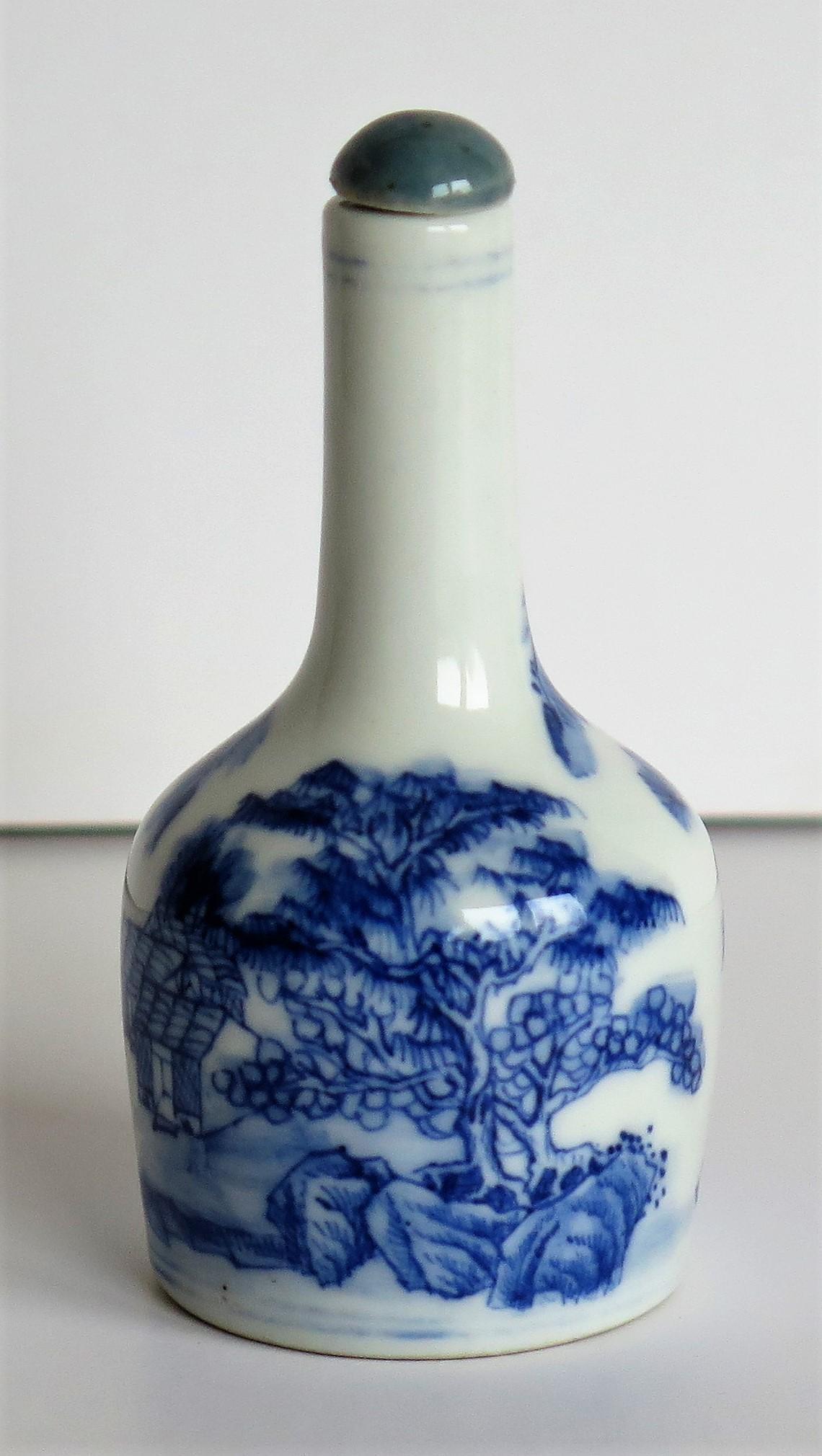 chinese porcelain yellow snuff bottle