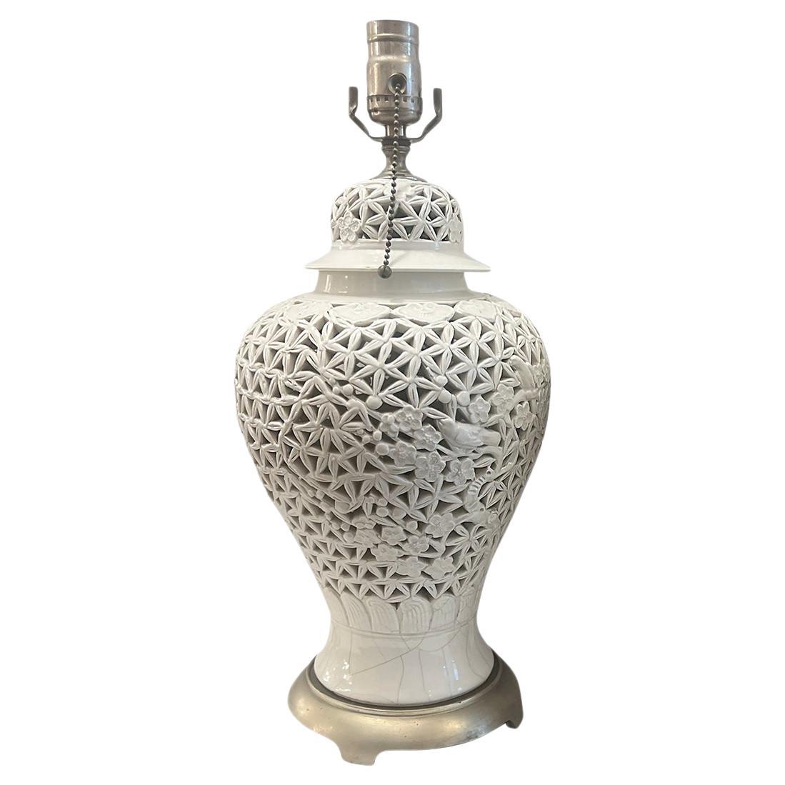 Chinese Porcelain Table Lamp