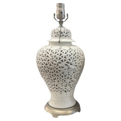 Chinese Porcelain Table Lamp
