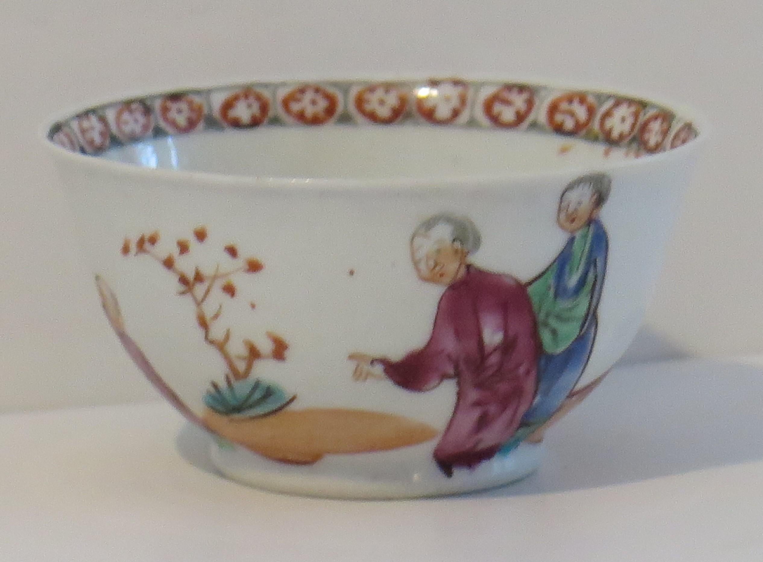 Chinesisches Porzellan Teeschale Hand gemalt Famille Rose Qing Qianlong, ca. 1760 im Angebot 1