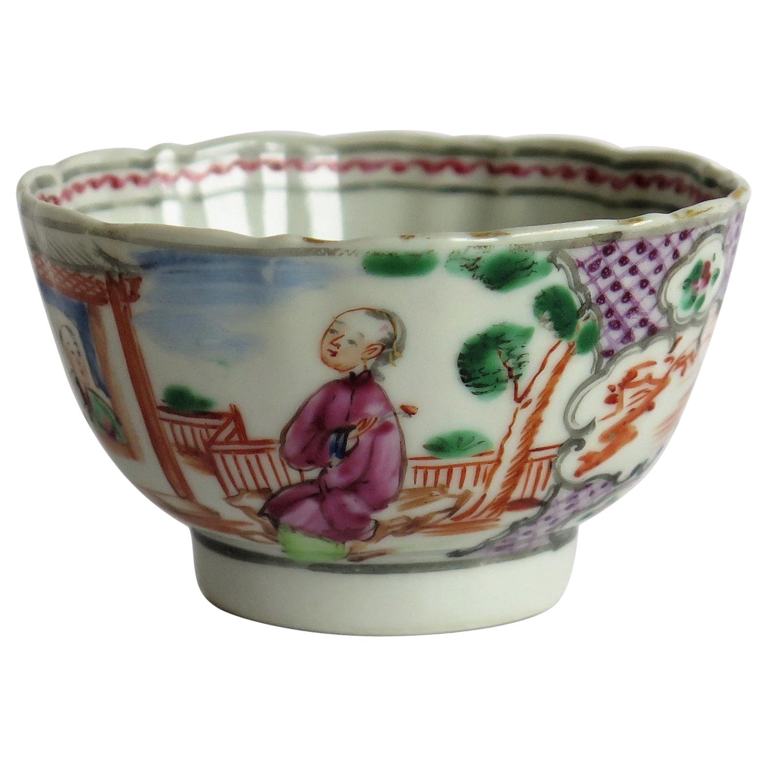 Chinese Porcelain Tea Bowl Hand Painted Famille Rose, Qing Qianlong, circa 1760