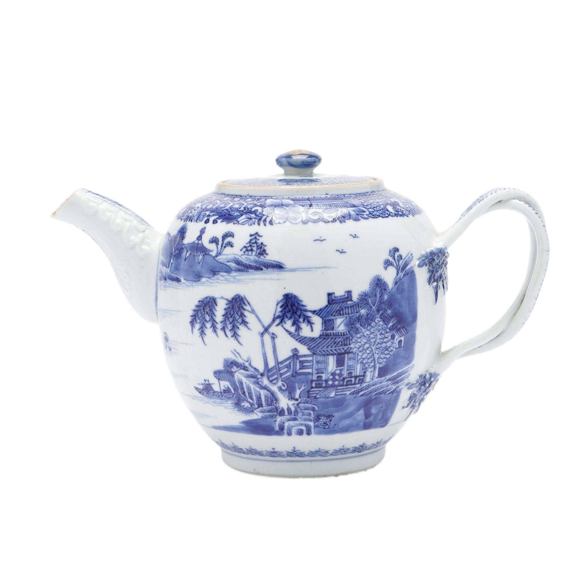 Chinese export porcelain globe tea pot with lid and twisted strap handle. The pot is decorated in underglaze blue with the willow tea house landscape, bordered with an intricate drawn panel at the lip & the lid as well as around the foot of the