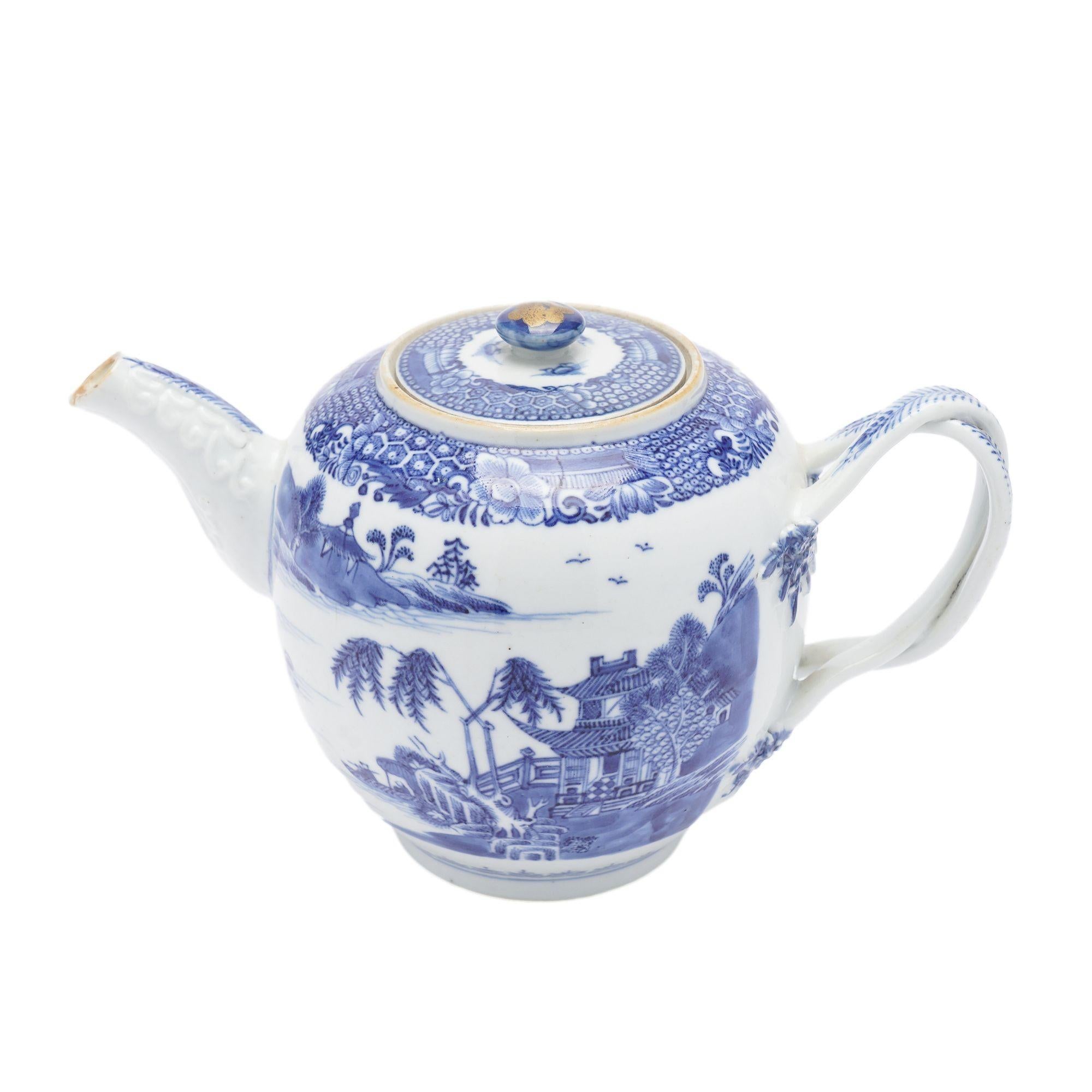 Chinese Export Chinese porcelain tea pot with lid & strap handle, c. 1760-80 For Sale