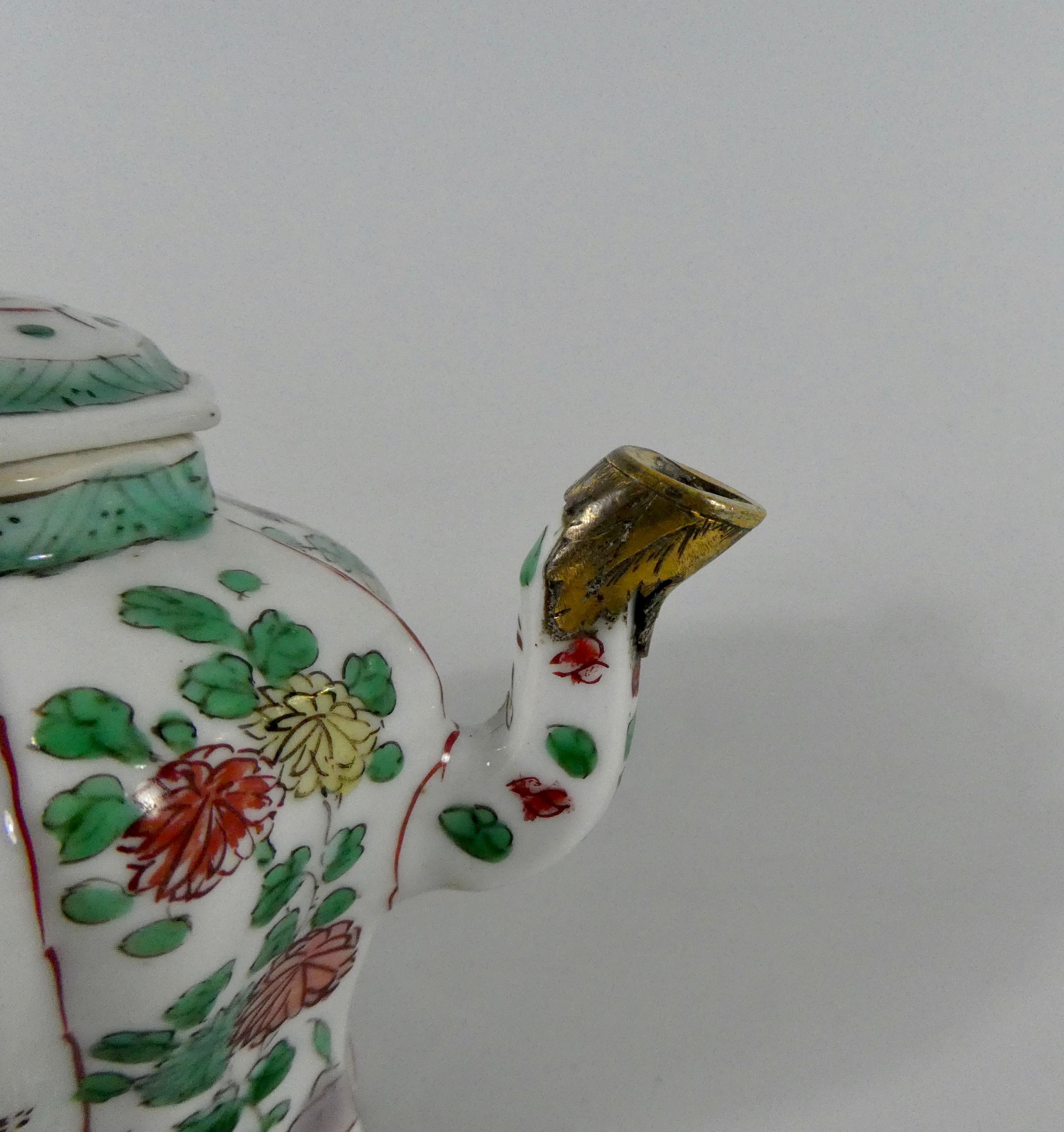 Chinesisches Porzellan Teekanne & Deckel:: Famille Verte:: um 1700:: Kangxi-Periode 3