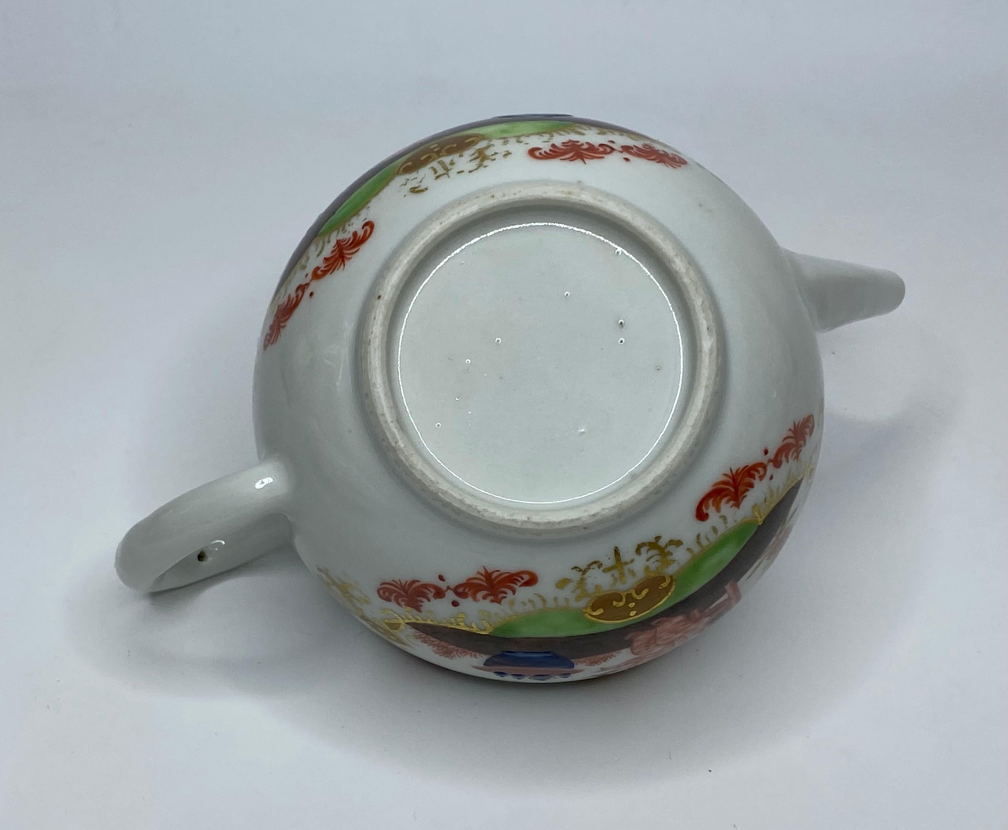 Chinese porcelain teapot, Meissen style, c. 1750, Qianlong Period. For Sale 4