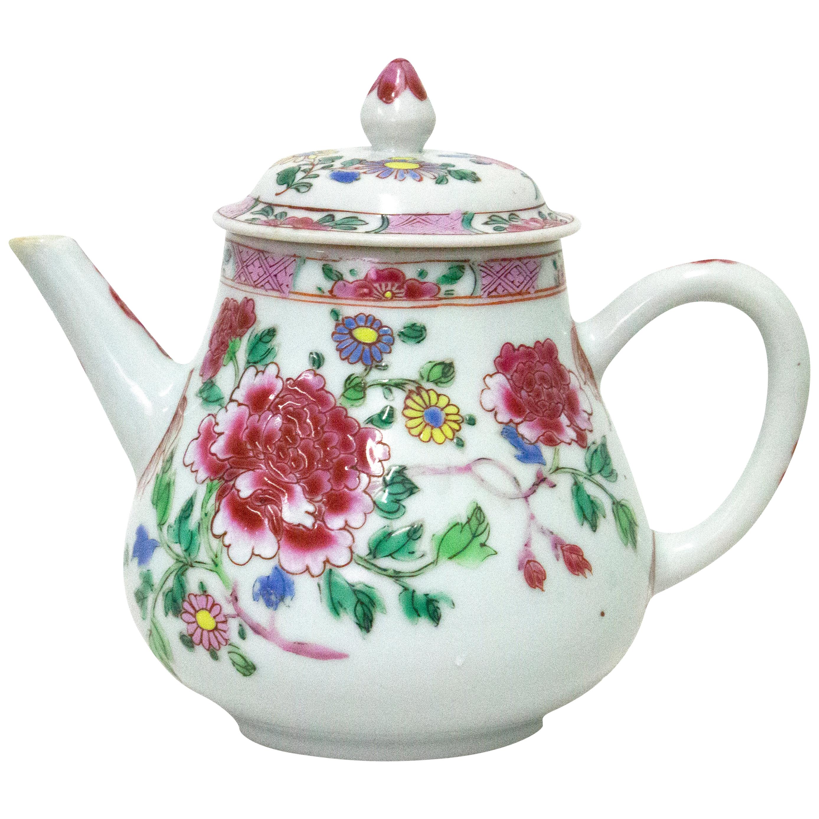 Chinese Porcelain Teapot, Yongzheng Period For Sale