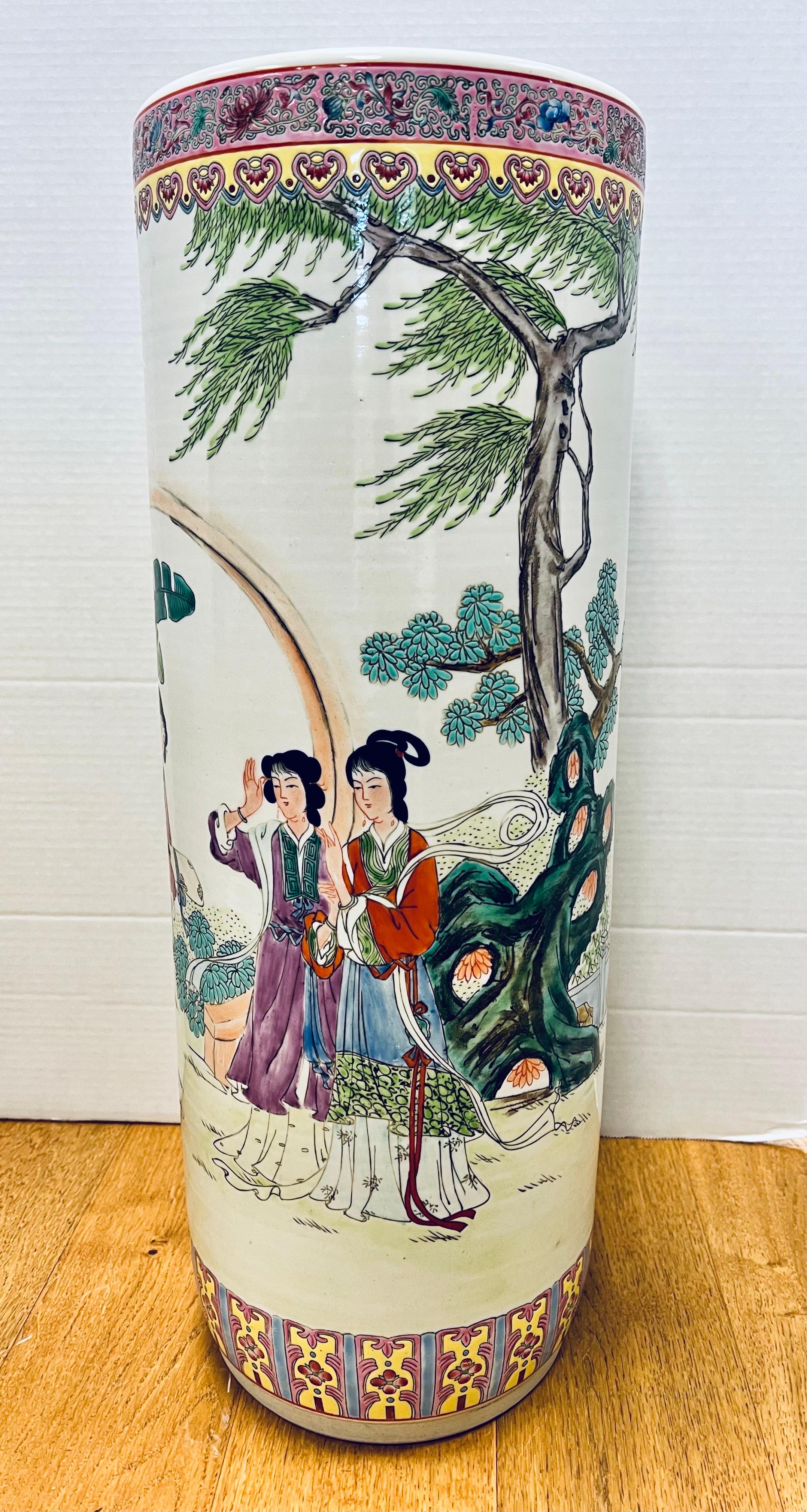 20th Century Chinese Porcelain Umbrella Stand Chinese Export Chinoiserie