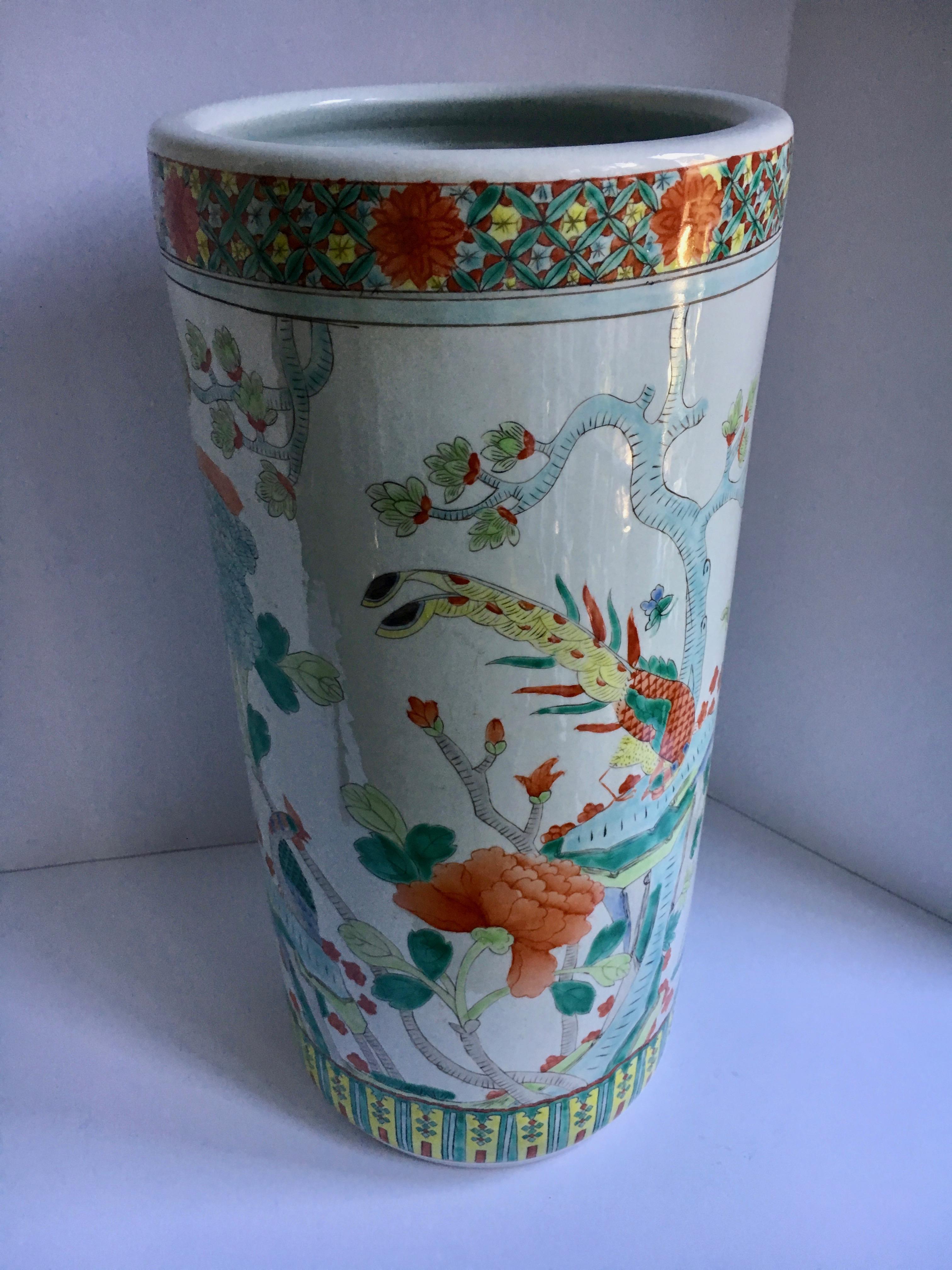 Chinese Porcelain Umbrella Stand  In Excellent Condition In Los Angeles, CA
