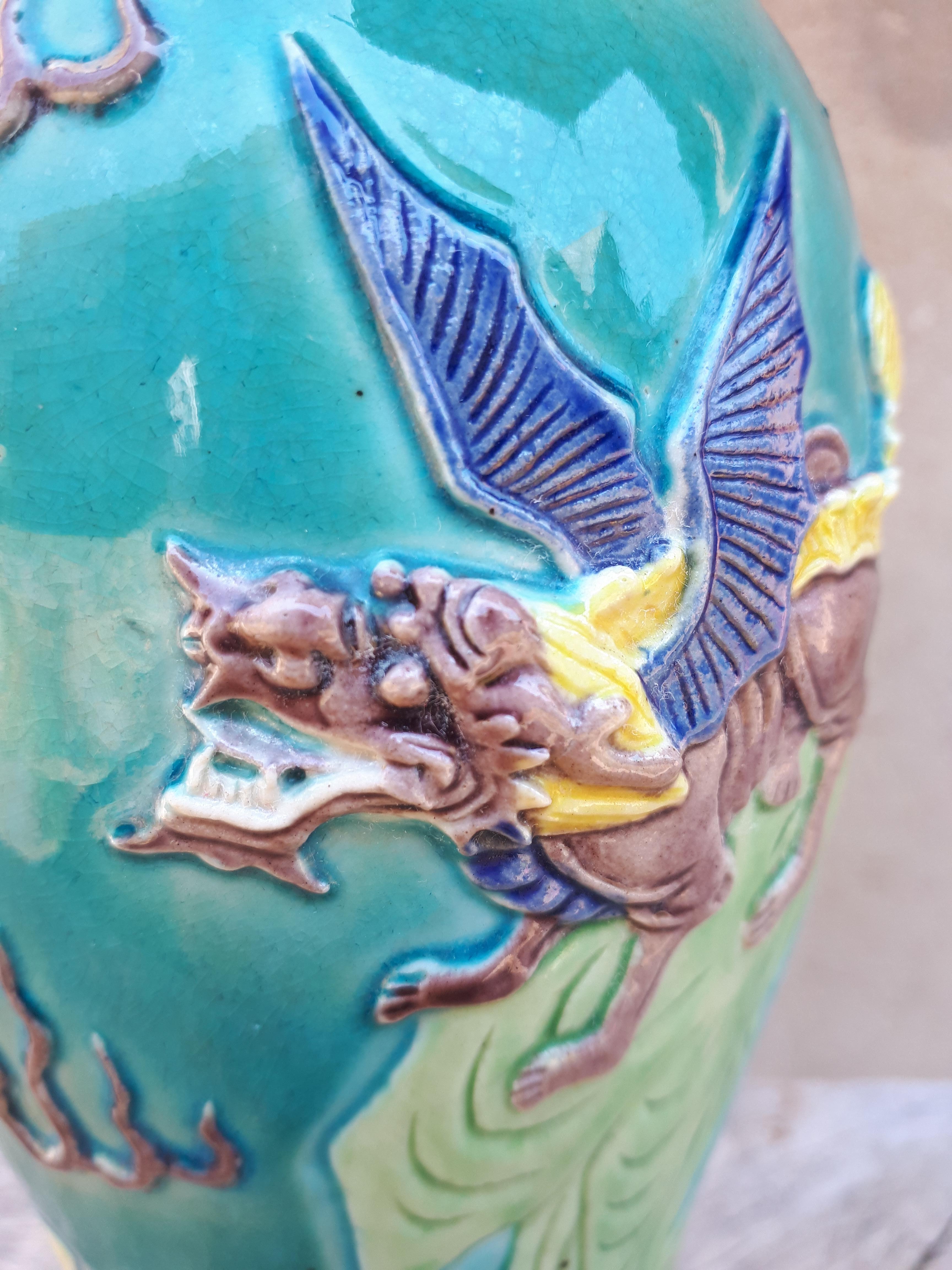 Chinese Porcelain Vase, China Tongzhi Period For Sale 1