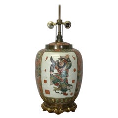 Jarrón de porcelana china montado como lámpara