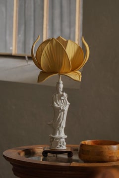 Chinese Porcelain Vintage Table Lamp with Yellow Floral Shade, Mid-20th Century