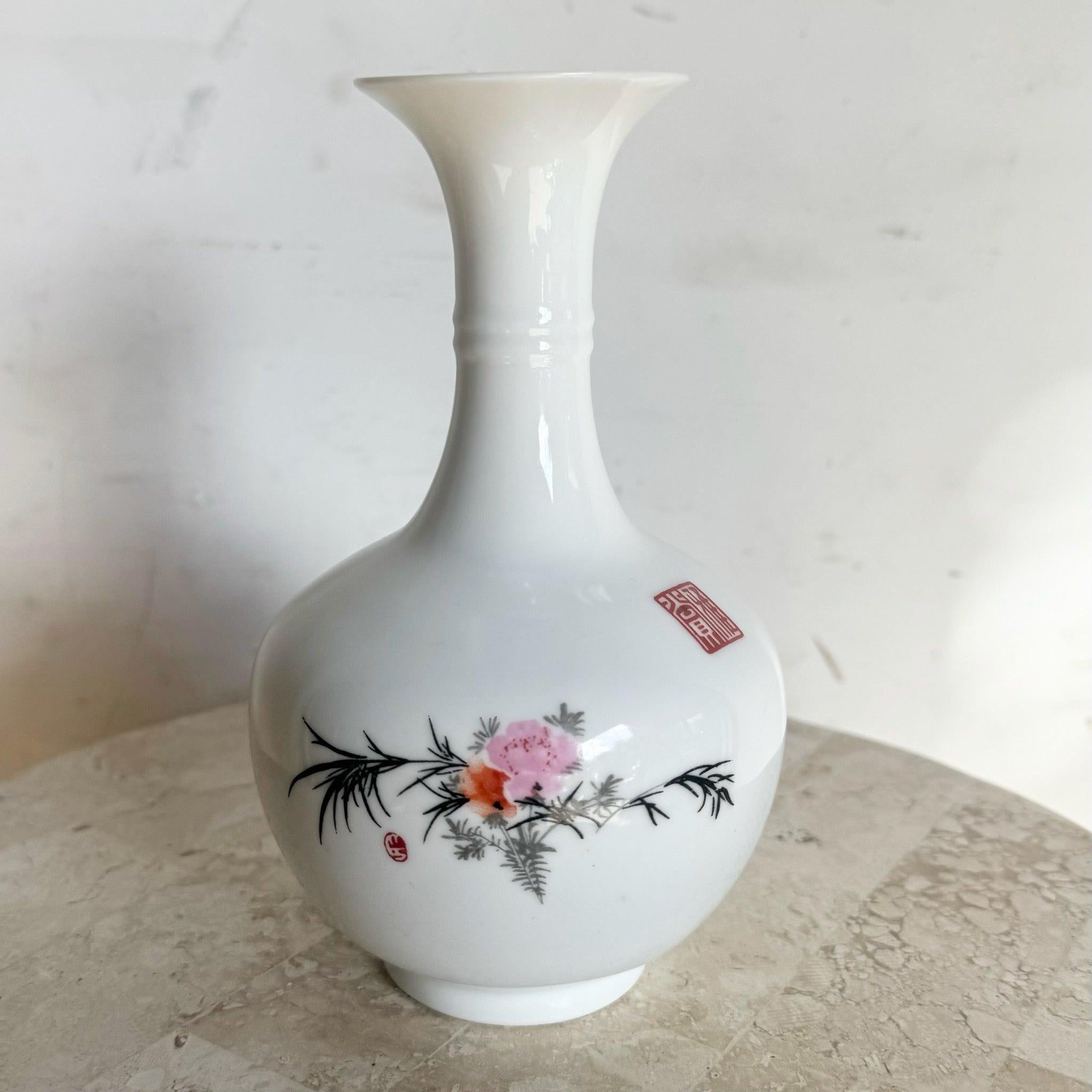Cinese Vaso cinese di porcellana bianca e rossa in vendita