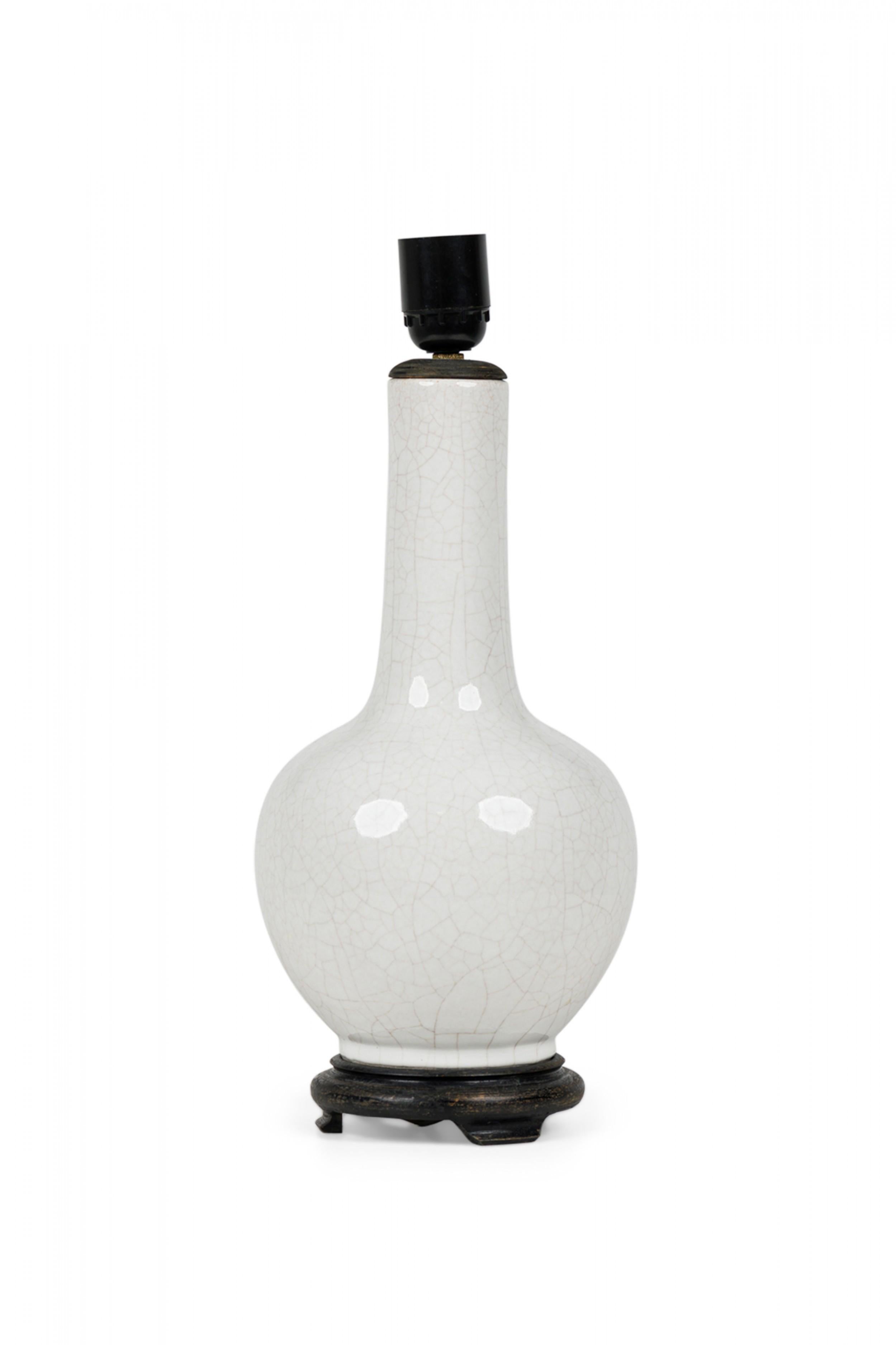 Chinese Porcelain White Crackle Glazed Table Lamp on Carved Wood Base 1