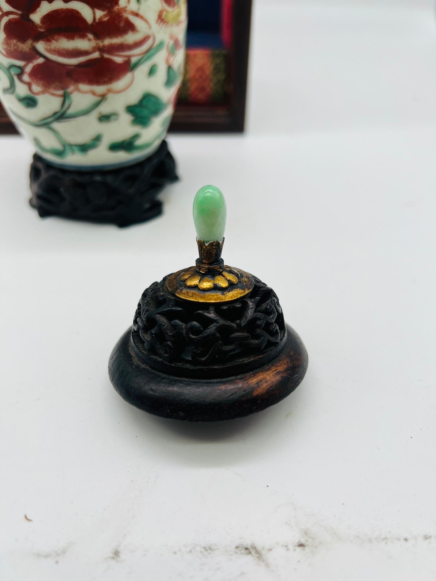 Chinese Porcelain Wucai Vase W/ Rosewood & Jade 19th C., Or Earlier In Display In Good Condition For Sale In Atlanta, GA