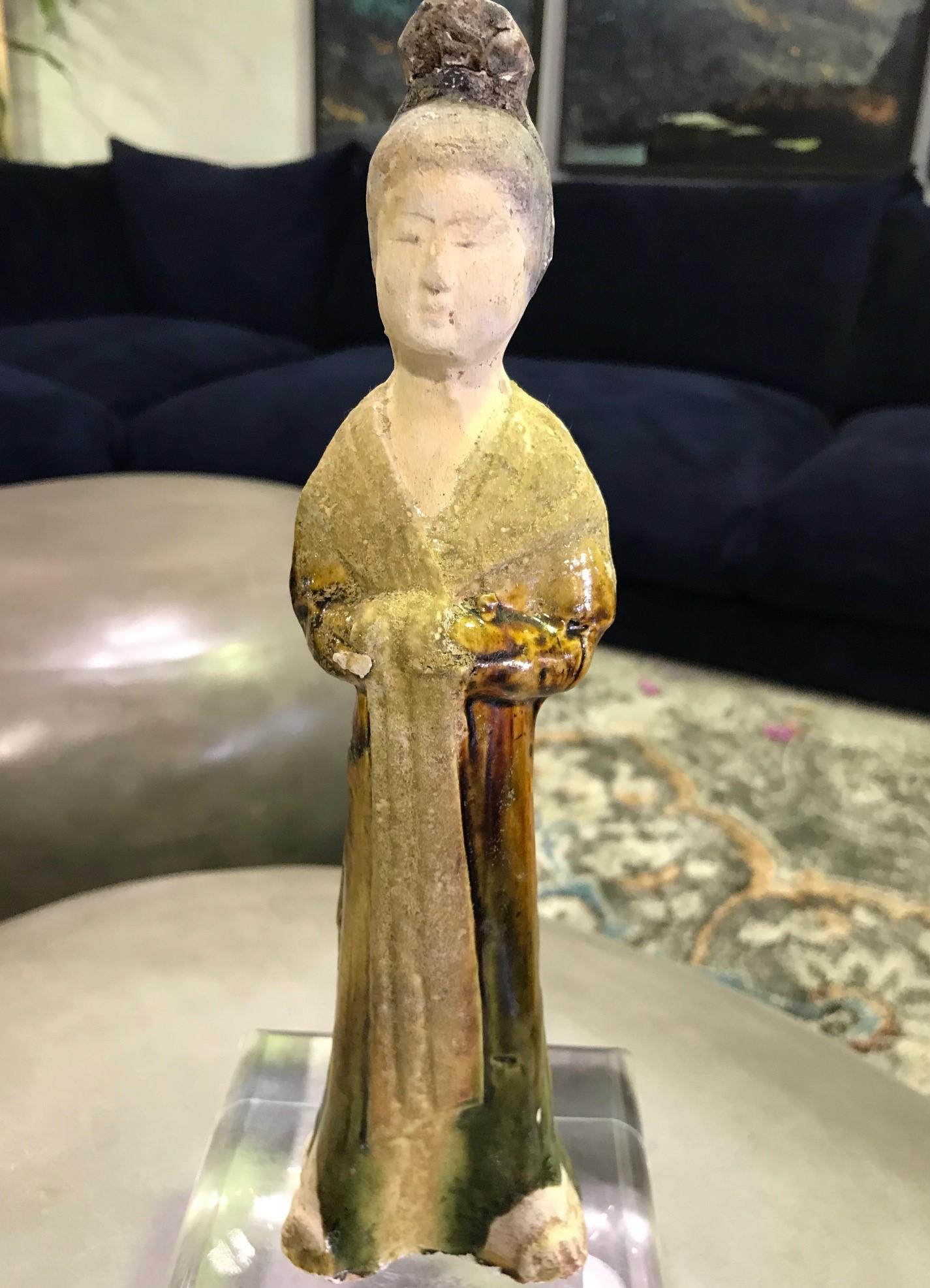 Chinese Pottery Ceramic Glazed Mud Figure of Court Lady Tang Dynasty with Stand In Good Condition For Sale In Studio City, CA