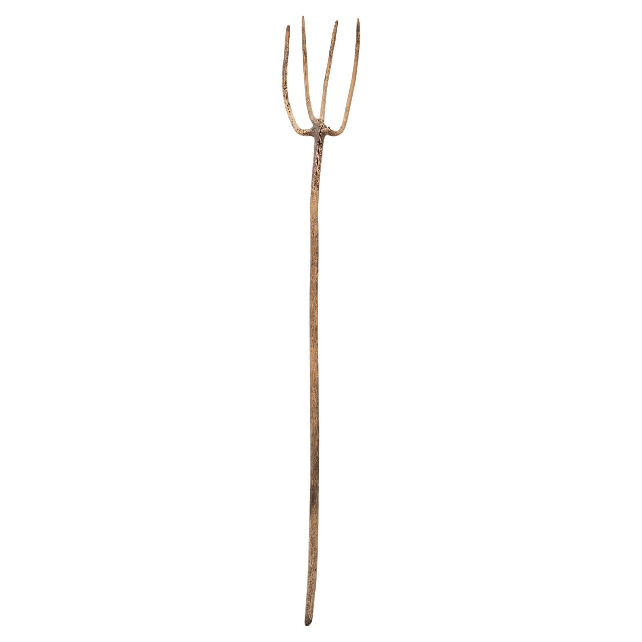 Chinese Provincial Bentwood Pitchfork, c. 1850