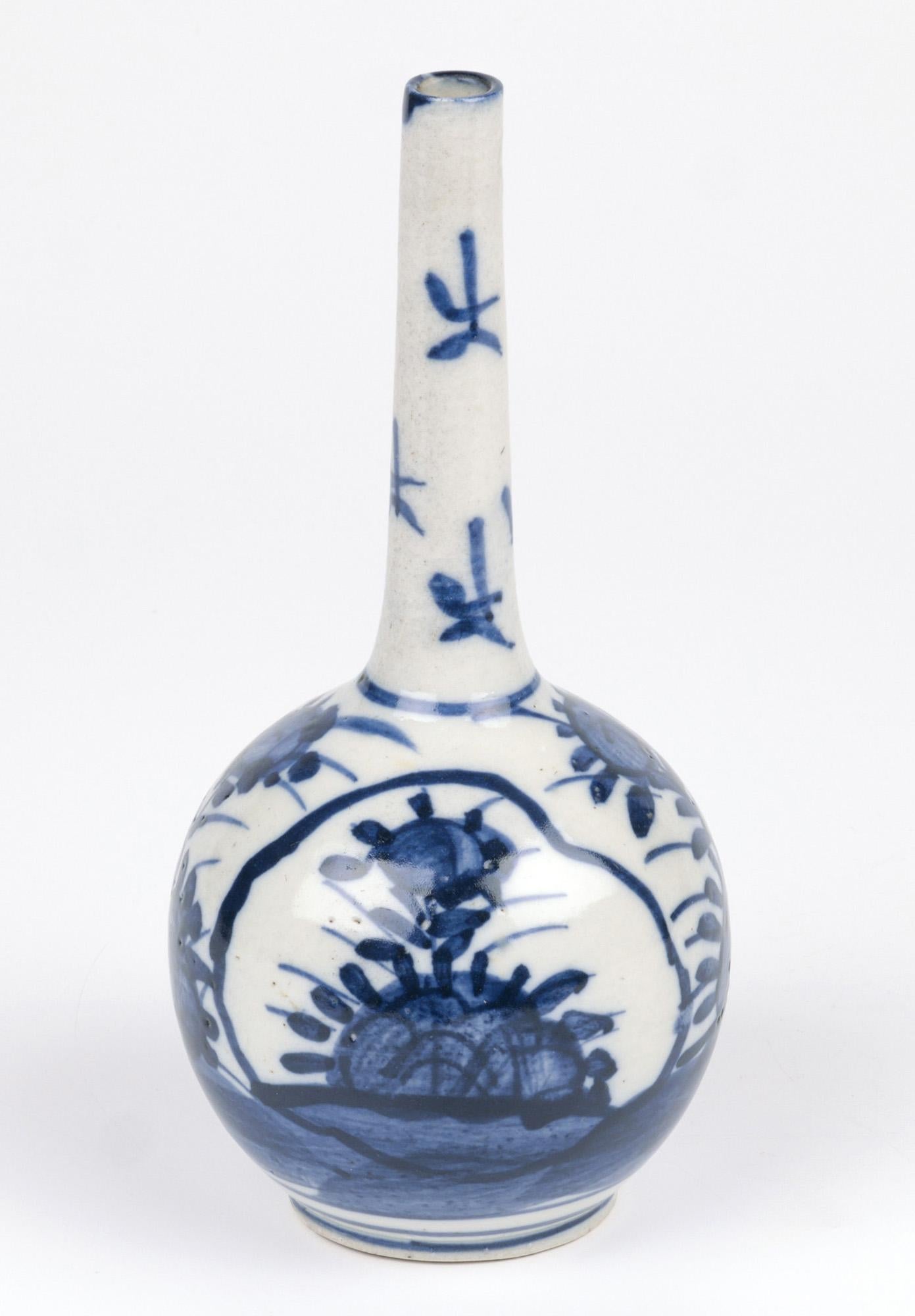 Chinese Provincial Onion Shape Porcelain Bottle Vase For Sale 6