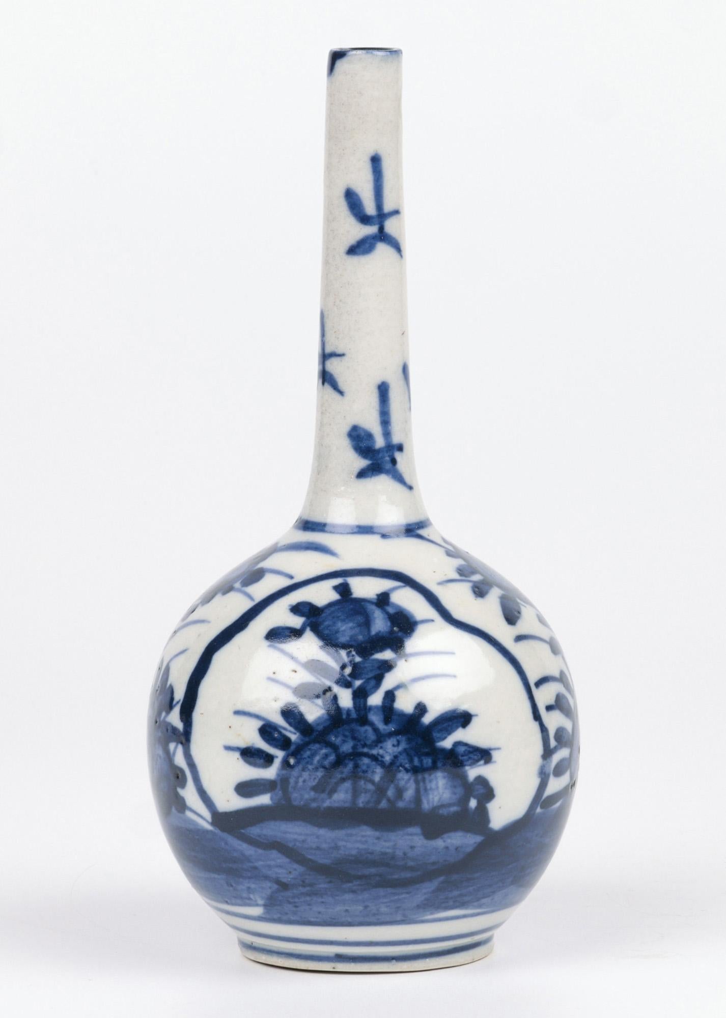 Chinese Provincial Onion Shape Porcelain Bottle Vase For Sale 8