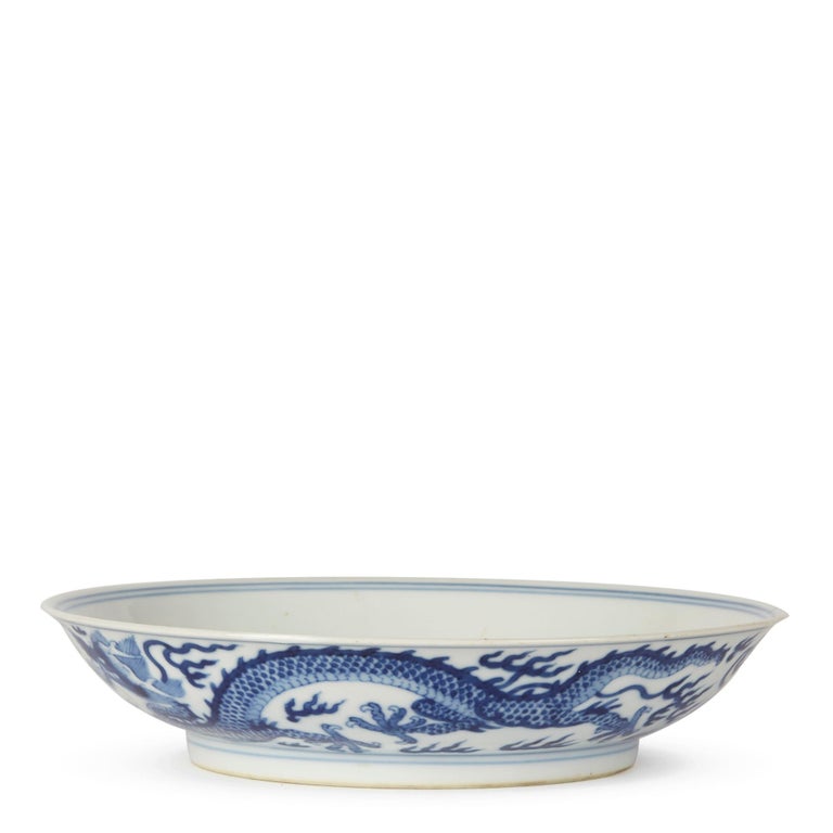 Chinese Qianlong Blue and White Dragon Dish, 17351796 at 1stDibs