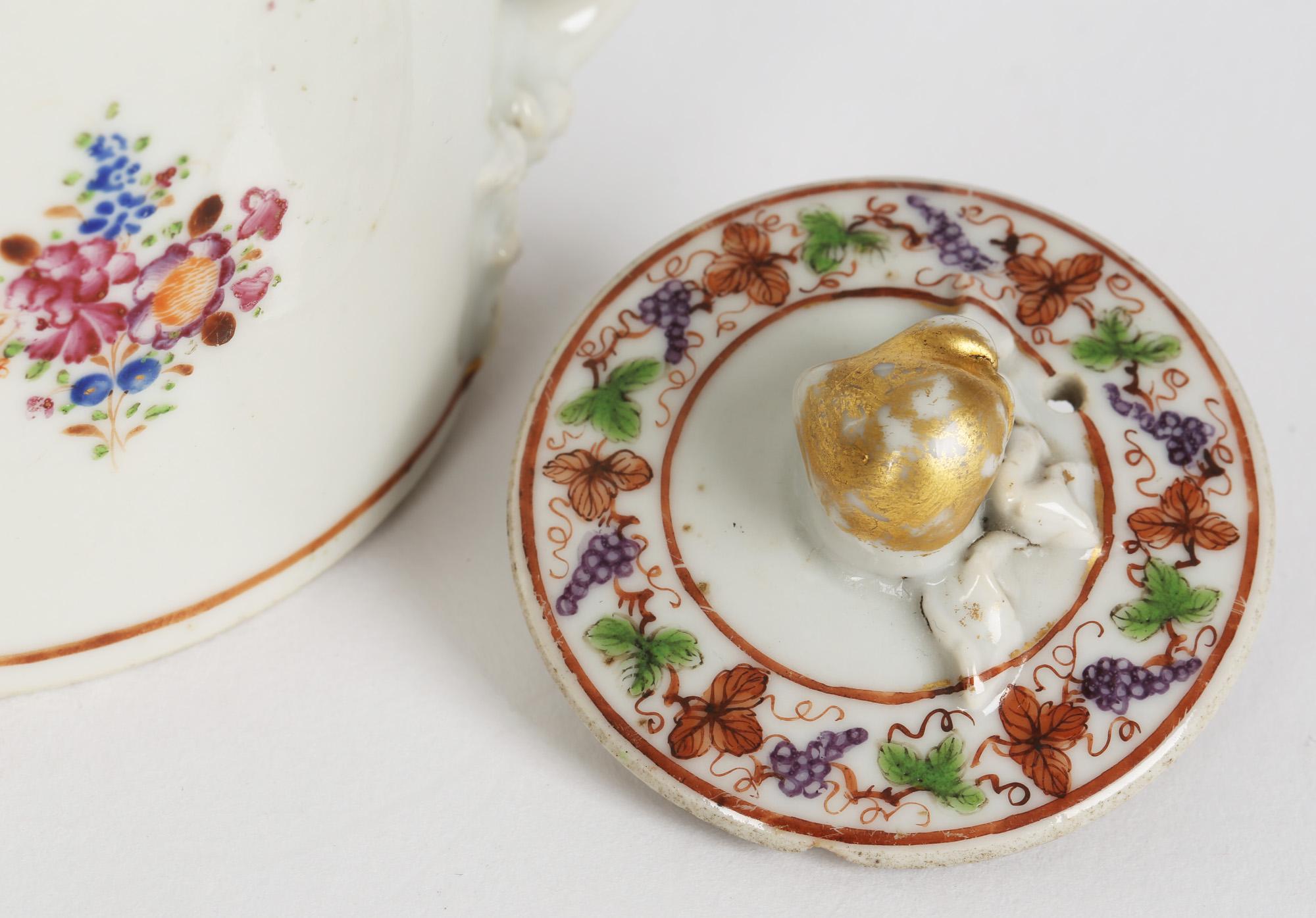 Chinese Qianlong Porcelain Floral Painted Export Teapot For Sale 8